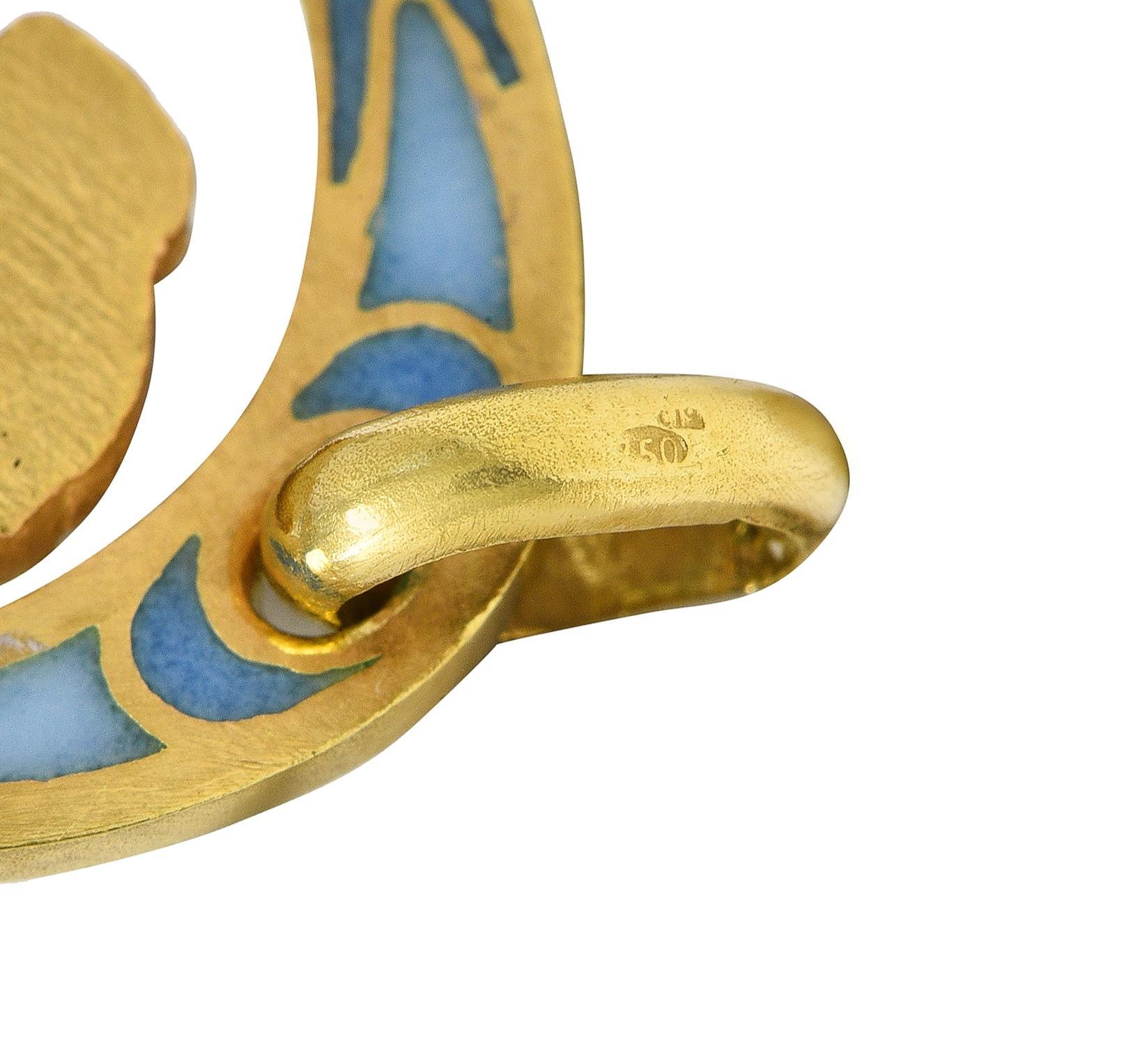 Masriera Art Nouveau Enamel 18K Yellow Gold Antique Pliqué-A-Jour Lady Pendant For Sale 2