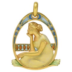 Masriera Art Nouveau Enamel 18K Yellow Gold Antique Pliqué-A-Jour Lady Pendant