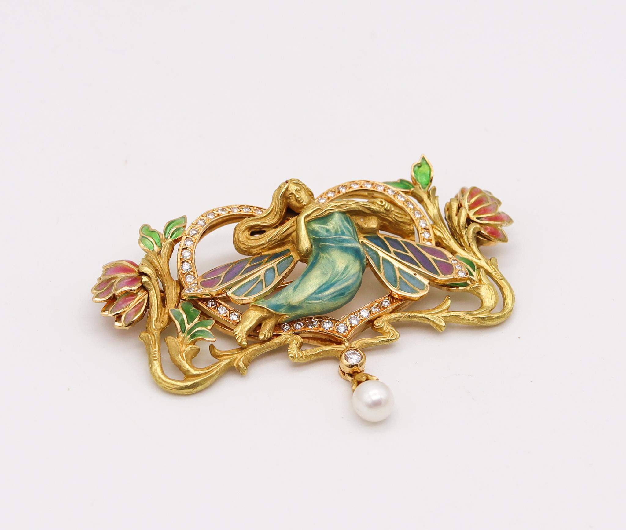 An art nouveau enameled convertible brooch designed by Masriera.

Colorful piece, created in Barcelona Spain by the jewelry designer Gloria Masriera for Masriera y Carreras. This beautiful brooch has been crafted with art nouveau revival patterns in