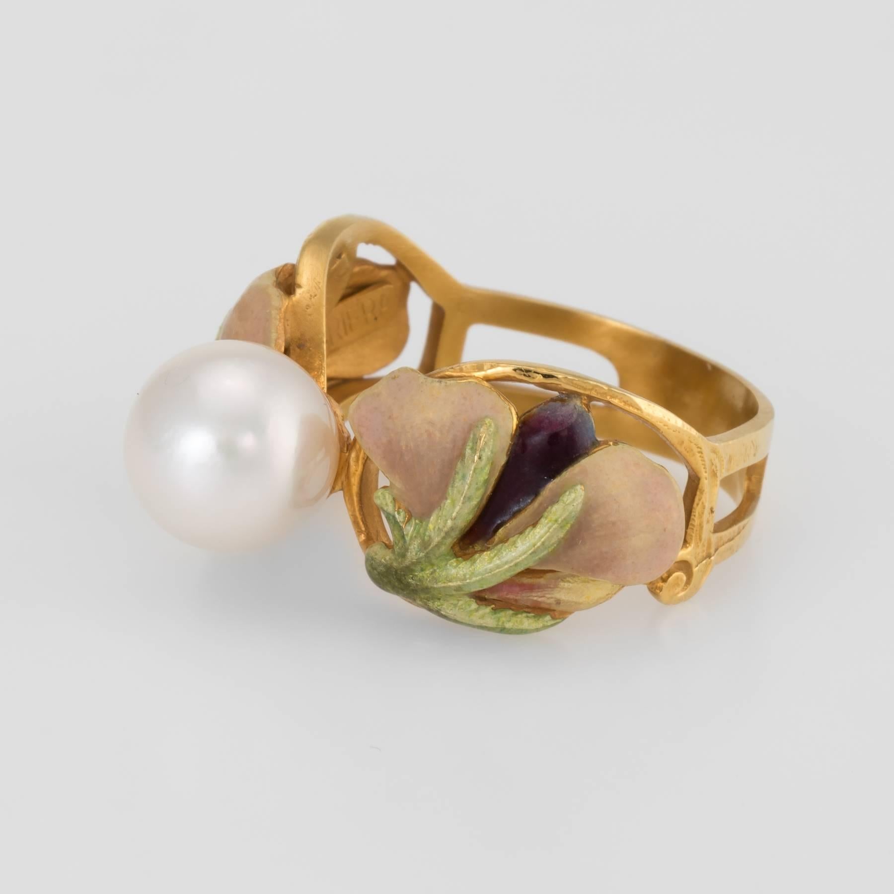 Masriera Cultured Pearl Enamel Ring Estate 18 Karat Yellow Gold Spain In Excellent Condition In Torrance, CA