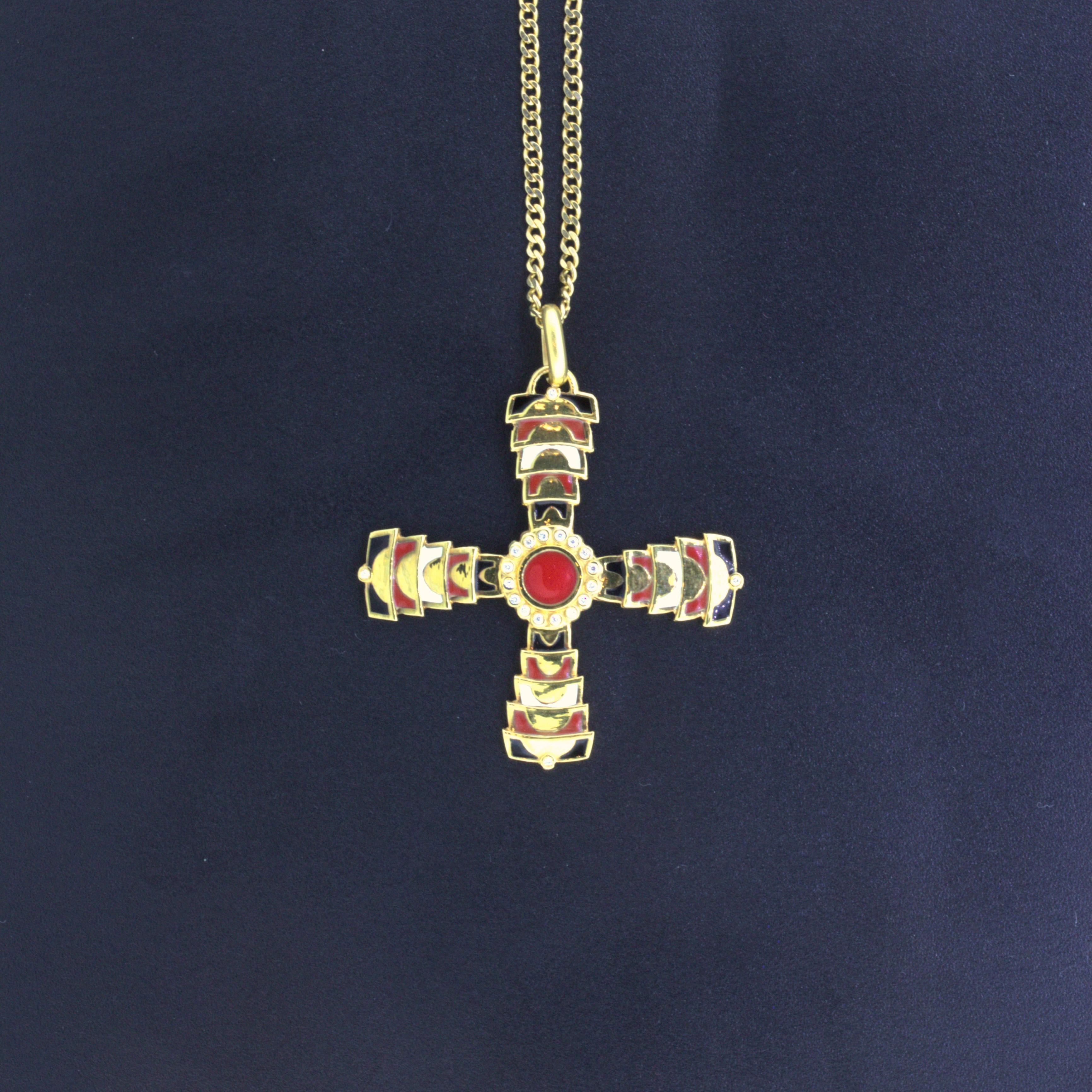 Taille ronde Pendentif en or jaune 18k émaillé de diamants Masriera en vente