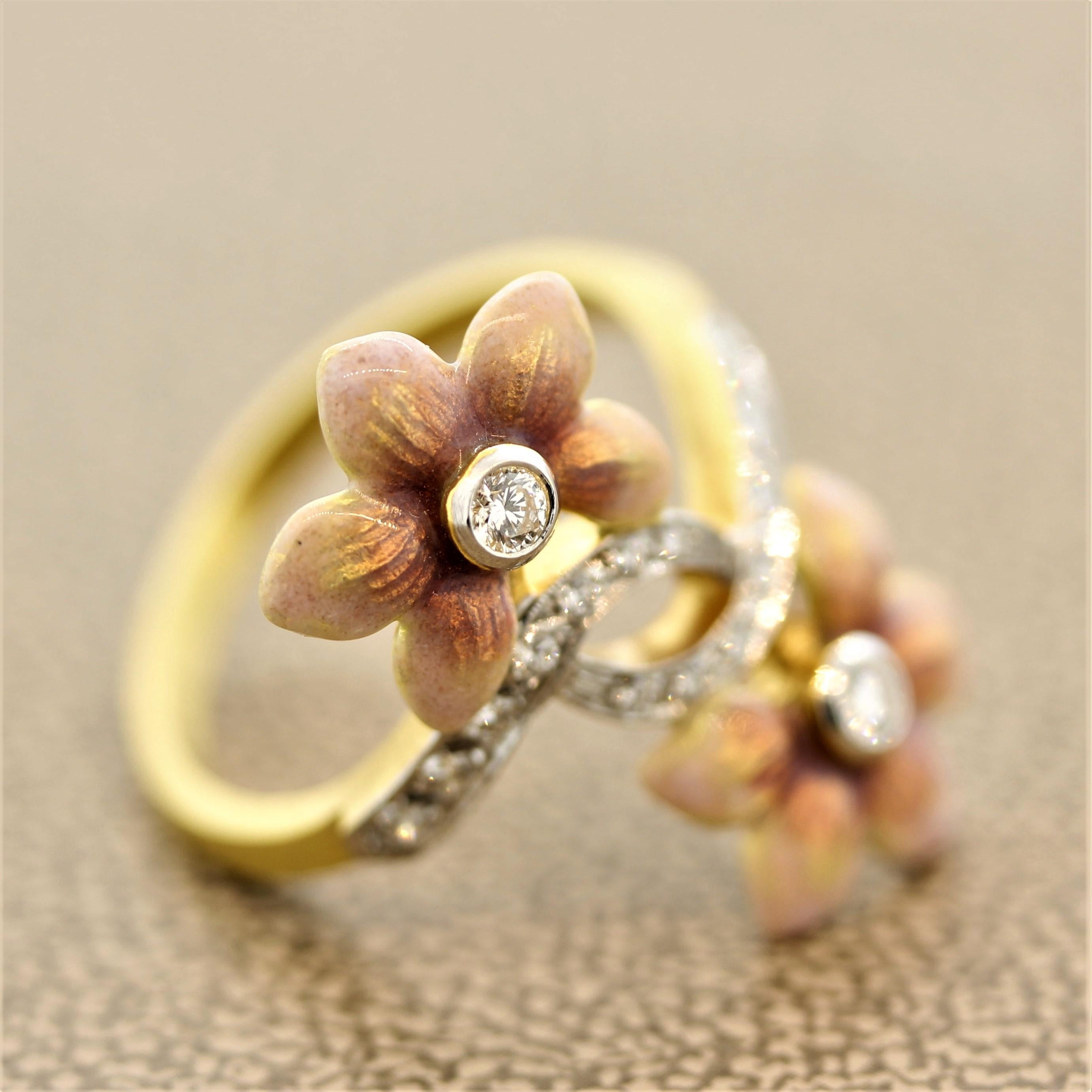 Masriera Diamond Enameled Gold Flower Ring In New Condition In Beverly Hills, CA