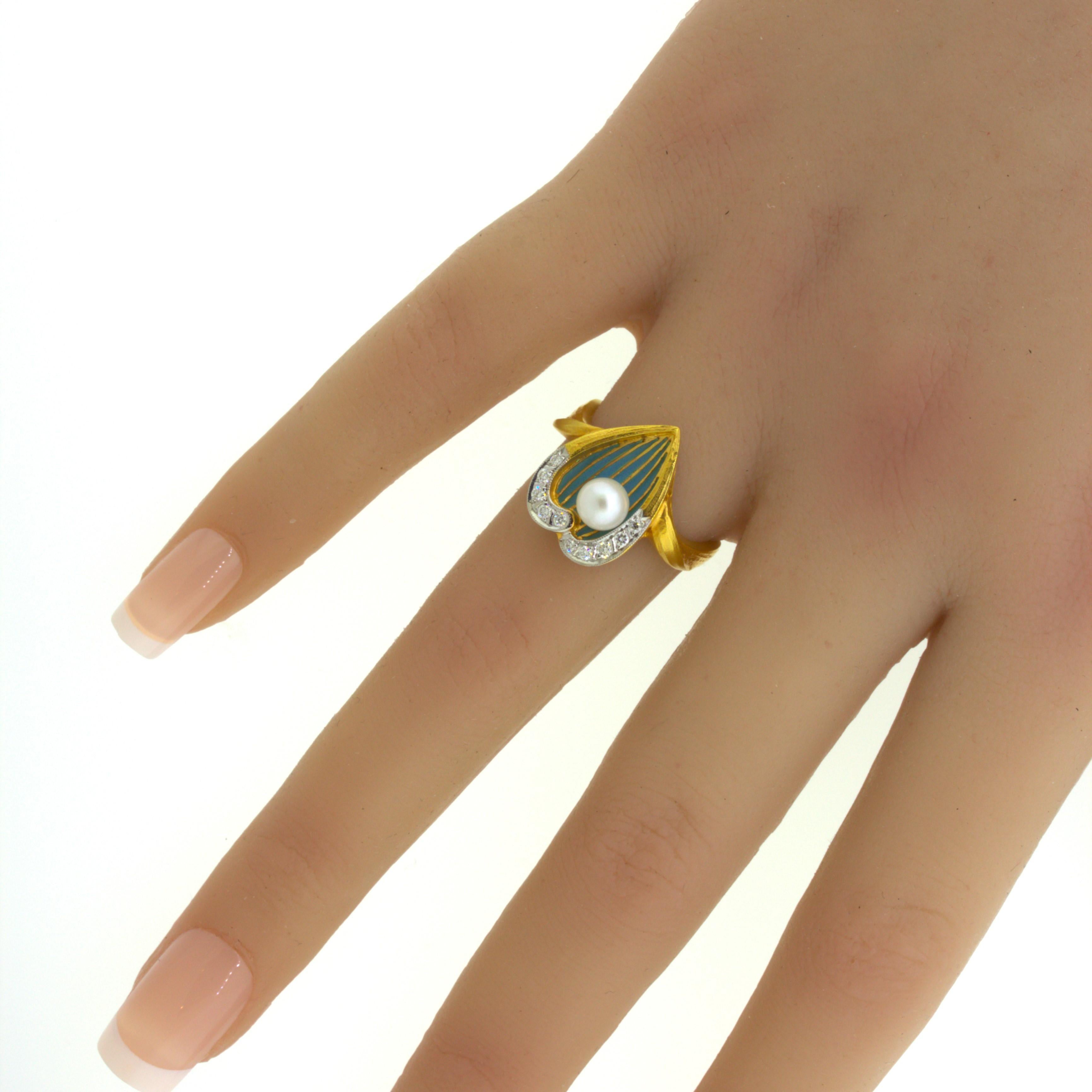 Masriera Diamond Pliqué-a-Jour Enamel Pearl 18K Yellow Gold Ring For Sale 6
