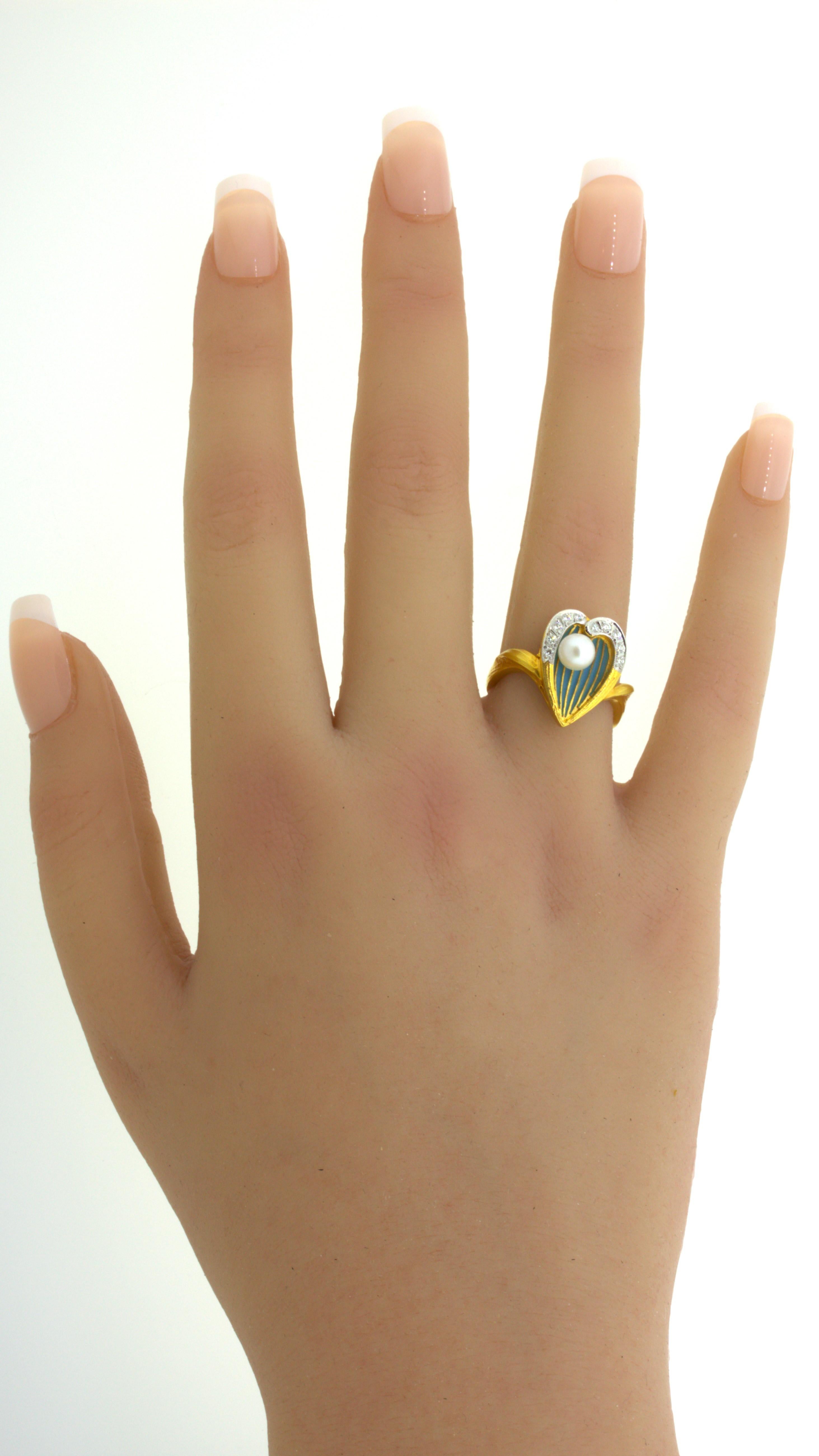 Masriera Diamond Pliqué-a-Jour Enamel Pearl 18K Yellow Gold Ring For Sale 10