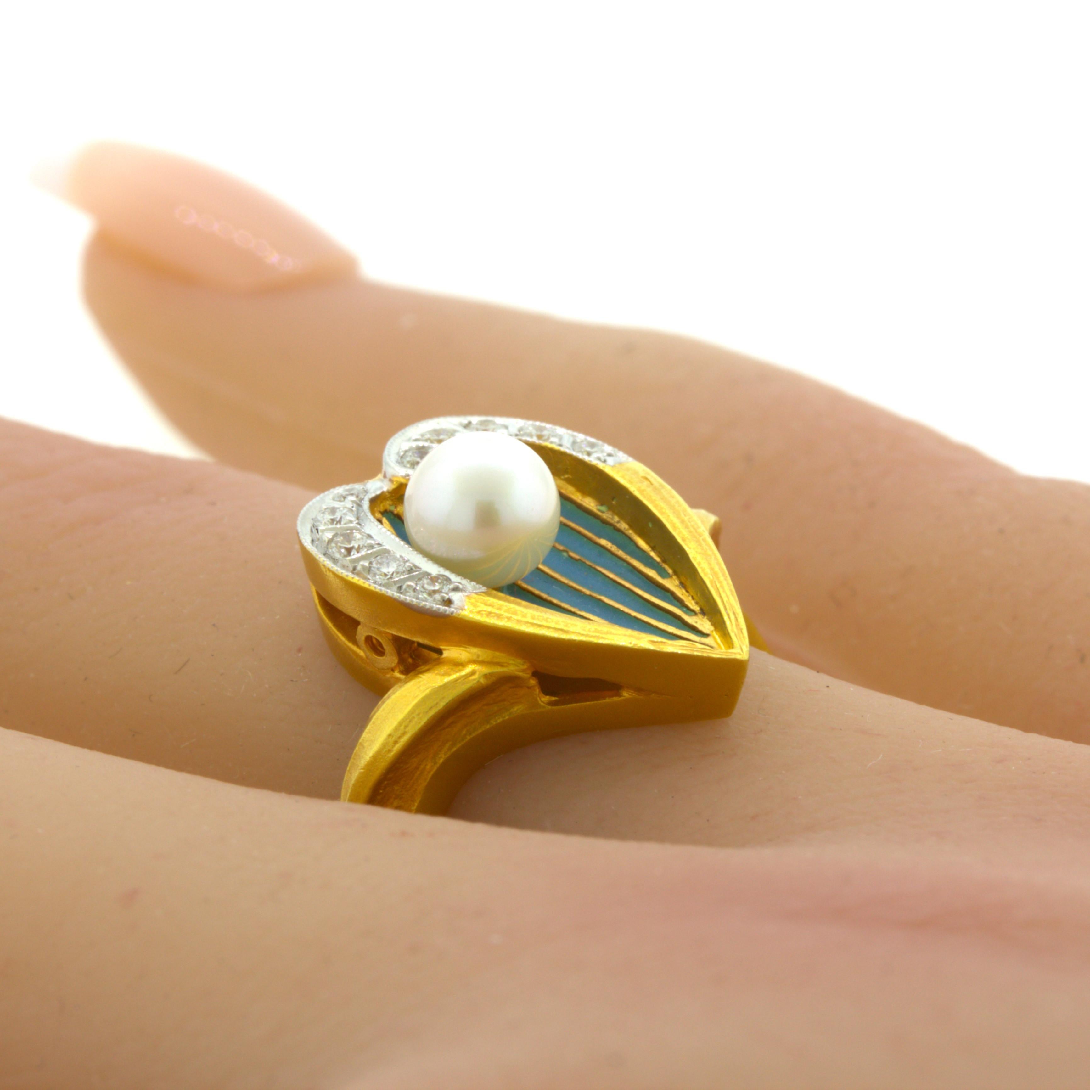 Masriera Diamond Pliqué-a-Jour Enamel Pearl 18K Yellow Gold Ring For Sale 2