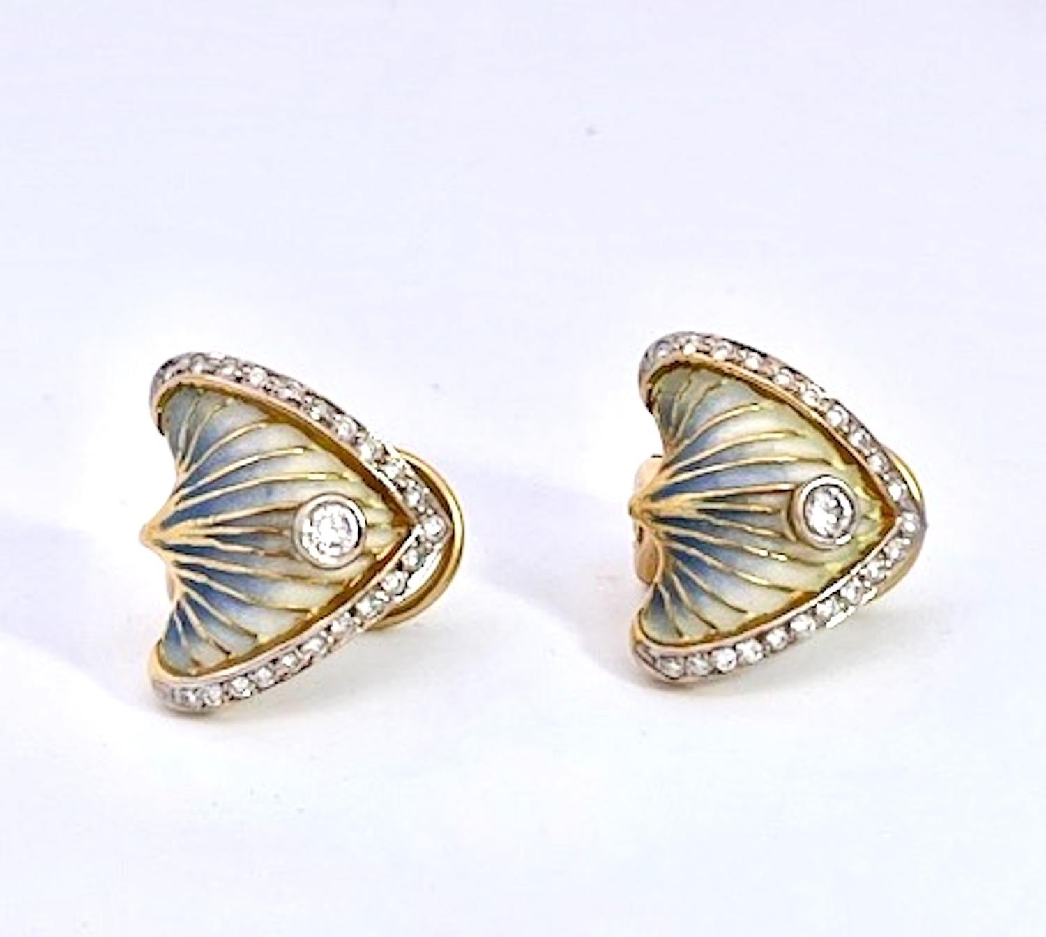 Taglio rotondo Orecchini Masriera Plique a Jour 18K in vendita