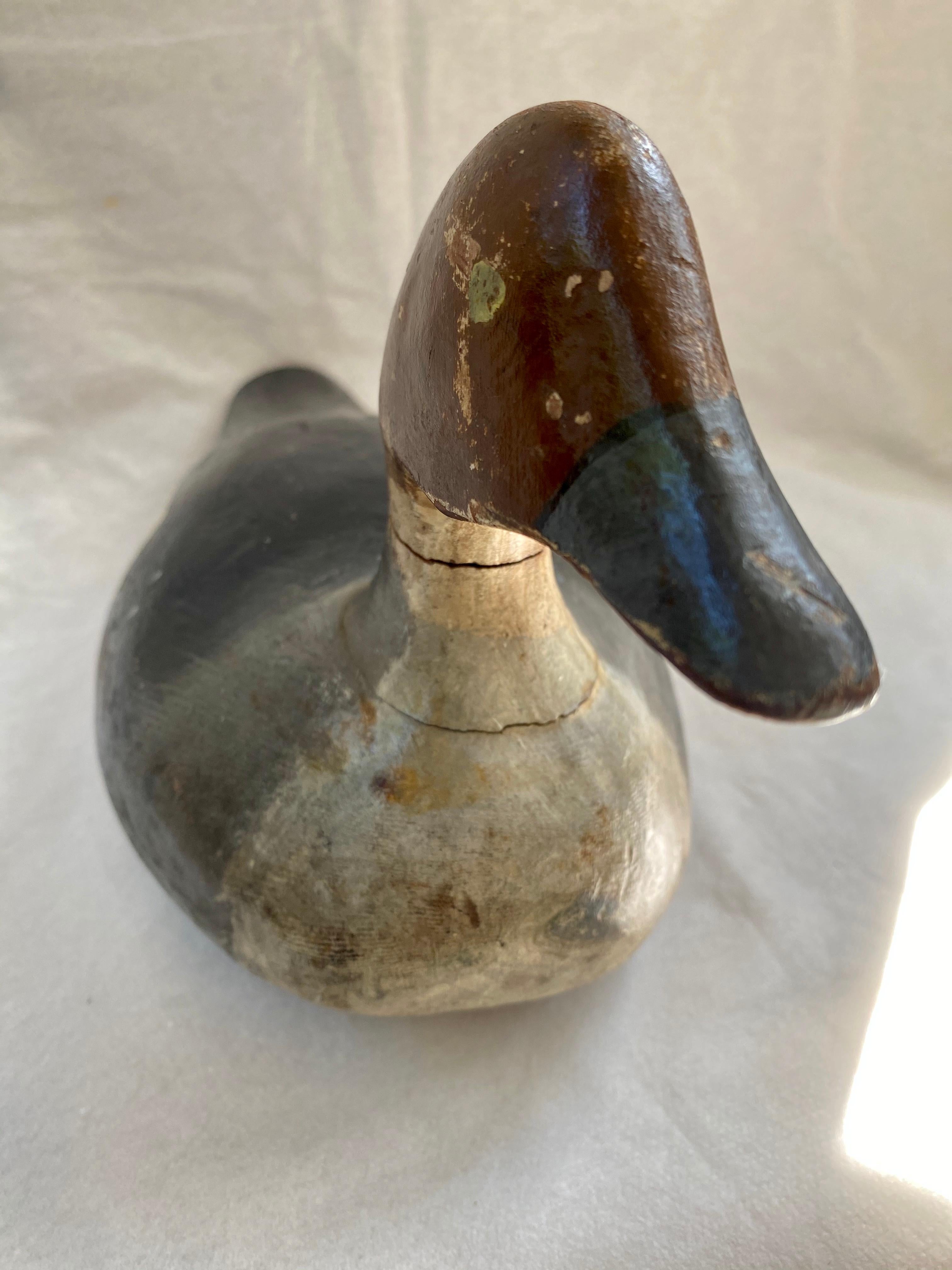 Hand-Painted Massachusetts Goldeneye Hen Decoy, circa 1920s For Sale