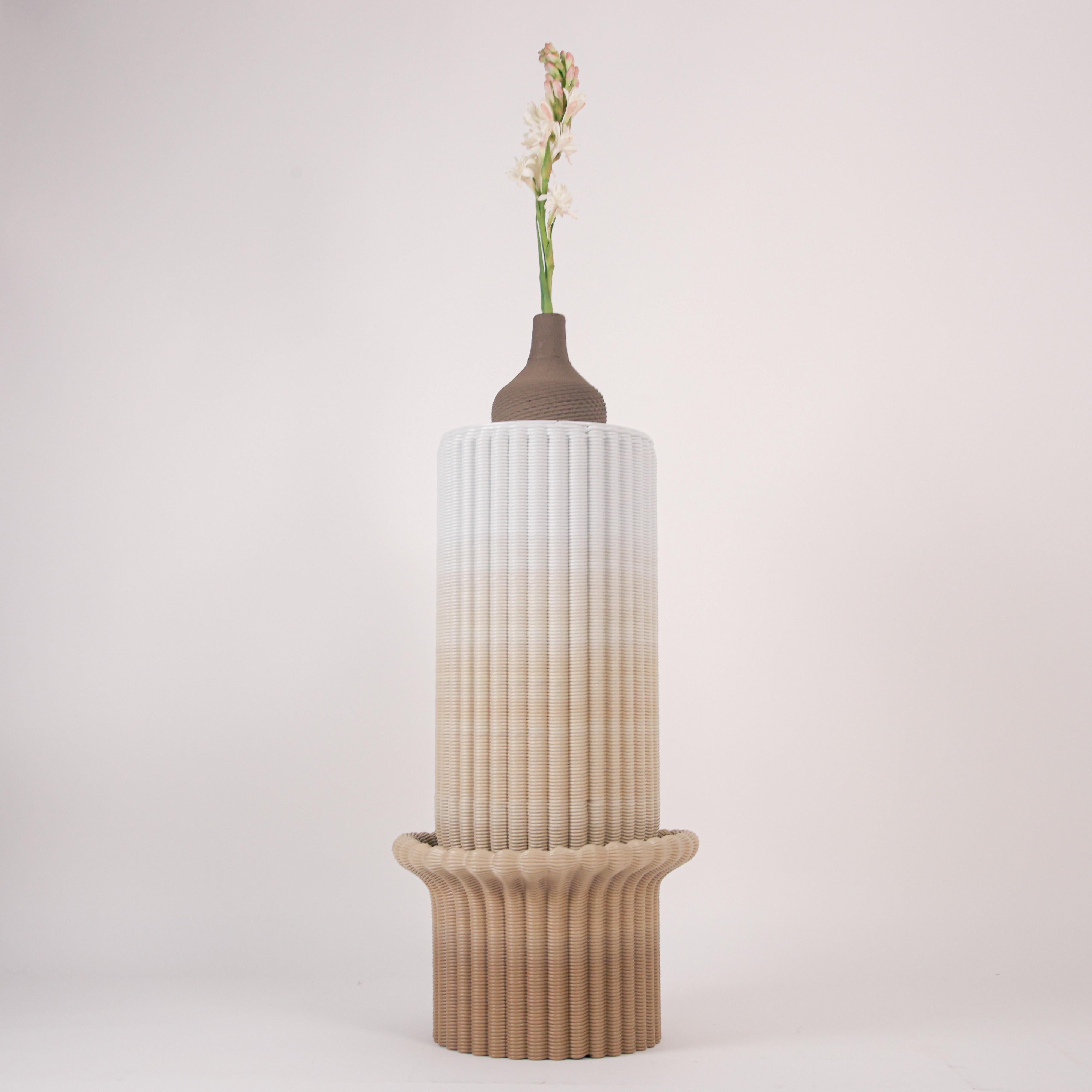 Barhocker „Massage“ 3D-Druck in ockerfarbenem und weißem Farbverlauf aus recyceltem Kunststoff (Postmoderne) im Angebot
