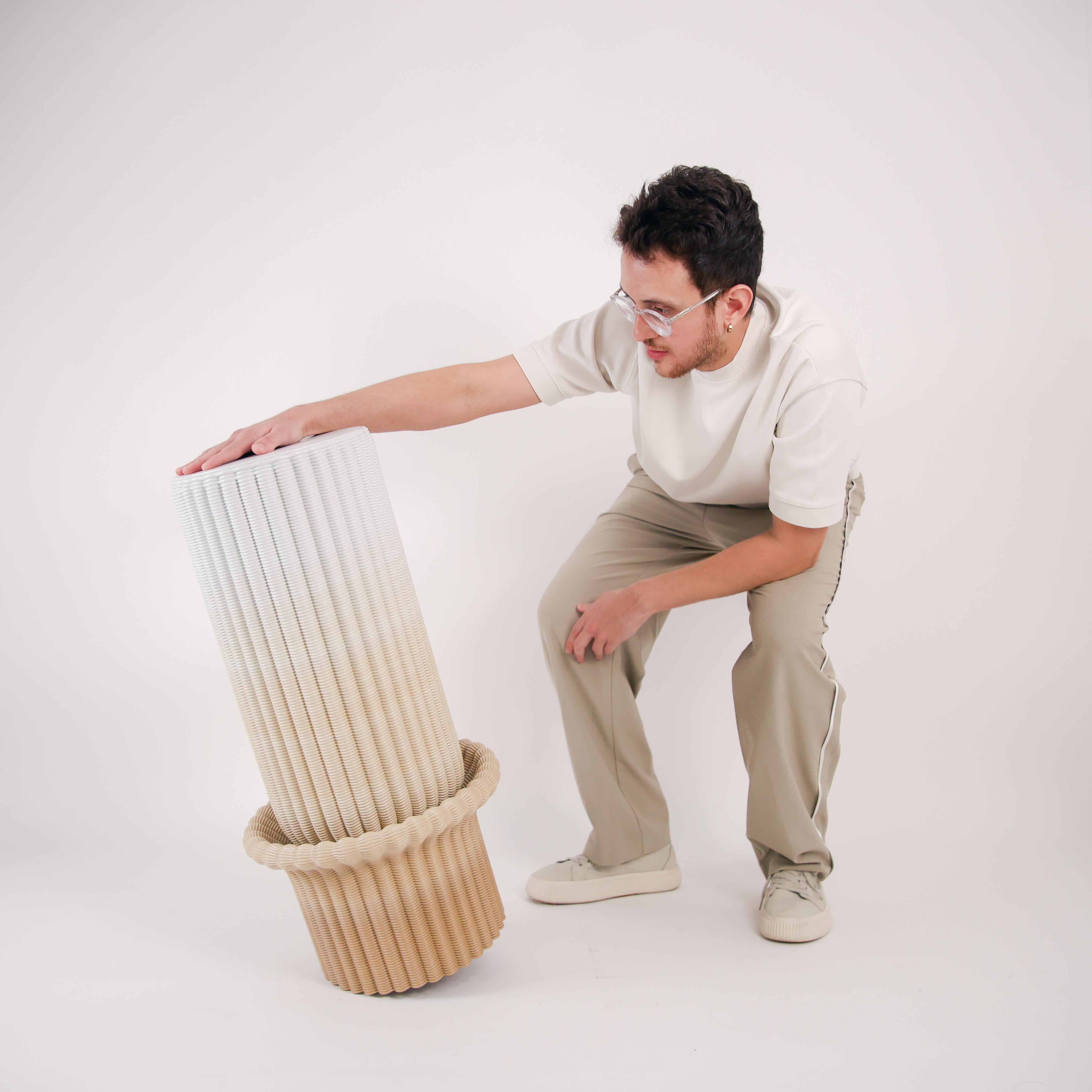 Barhocker „Massage“ 3D-Druck in ockerfarbenem und weißem Farbverlauf aus recyceltem Kunststoff (Geformt) im Angebot