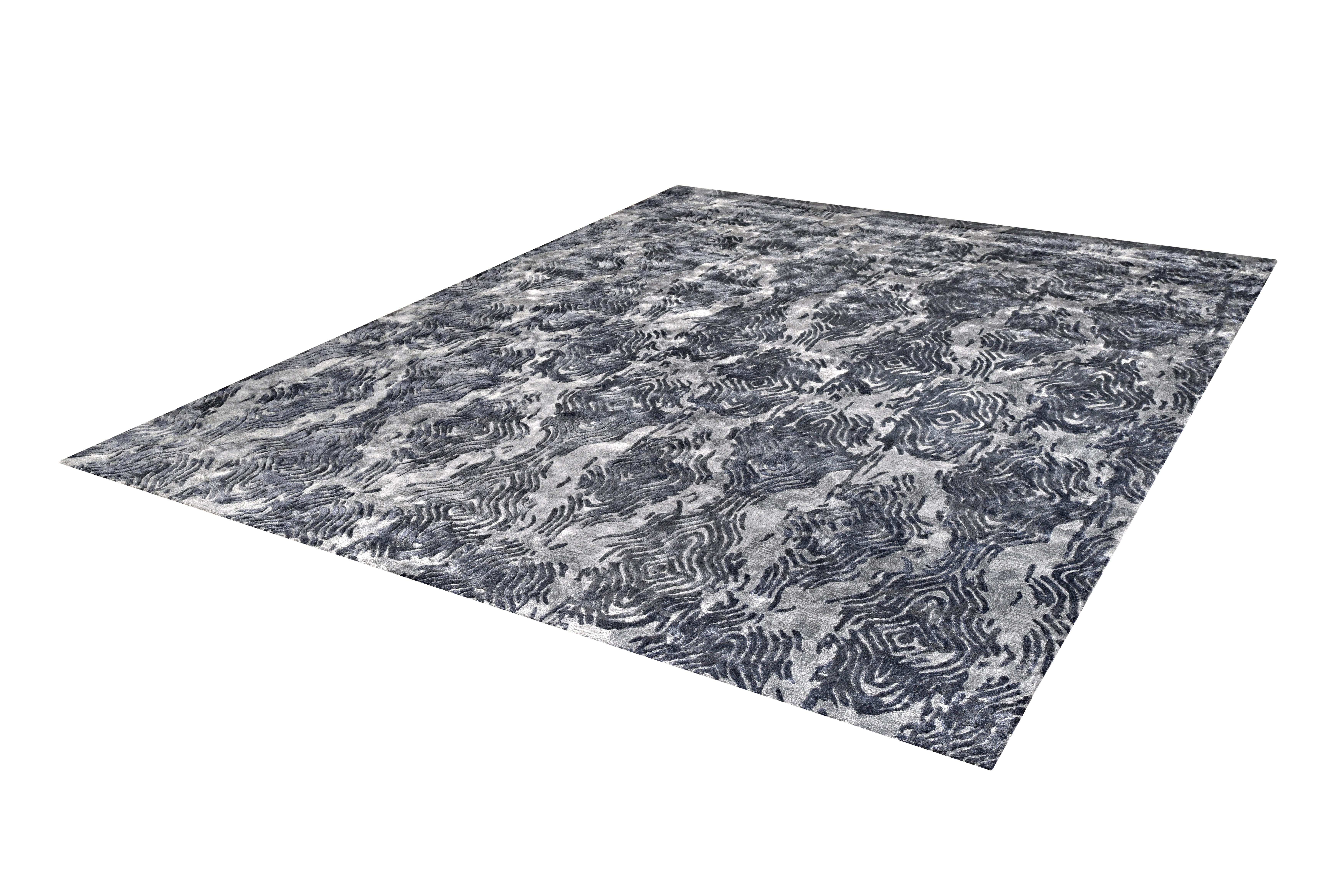 MASSIF Hand Tufted Contemporary Rug in Grey Gold and Taupe Grey Colours By Hands In New Condition For Sale In New Delhi, IN