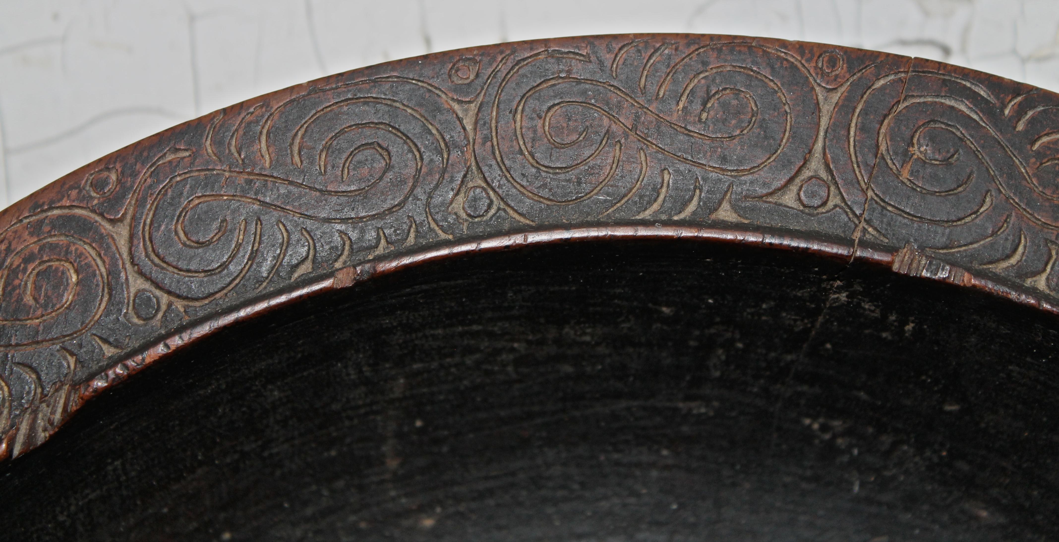 Massim Food Bowl Trobriand Islands Papua New Guinea In Good Condition For Sale In Sharon, CT