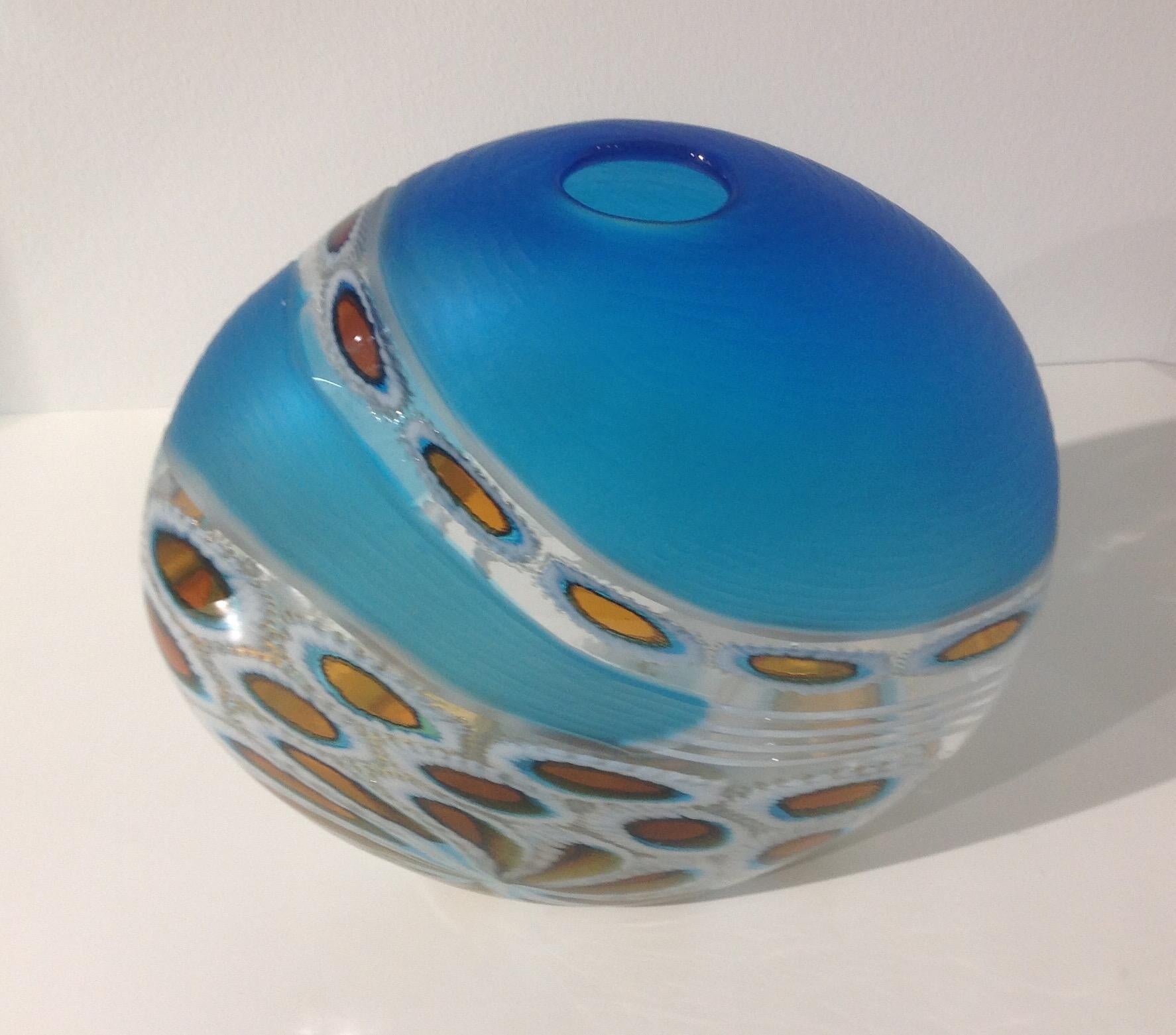 Signed unique murrine battuto vase by Massimiliano Schiavon from the Island of Murano.