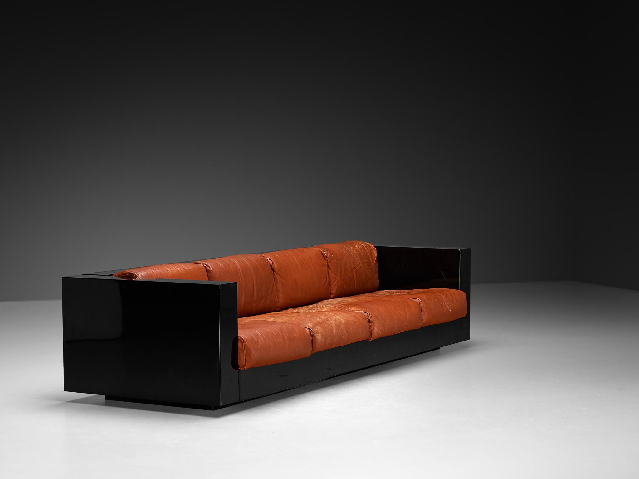Cuir Massimo and Lella Vignelli for Poltronova Four-Seat 'Saratoga' Sofa (canapé quatre places) en vente