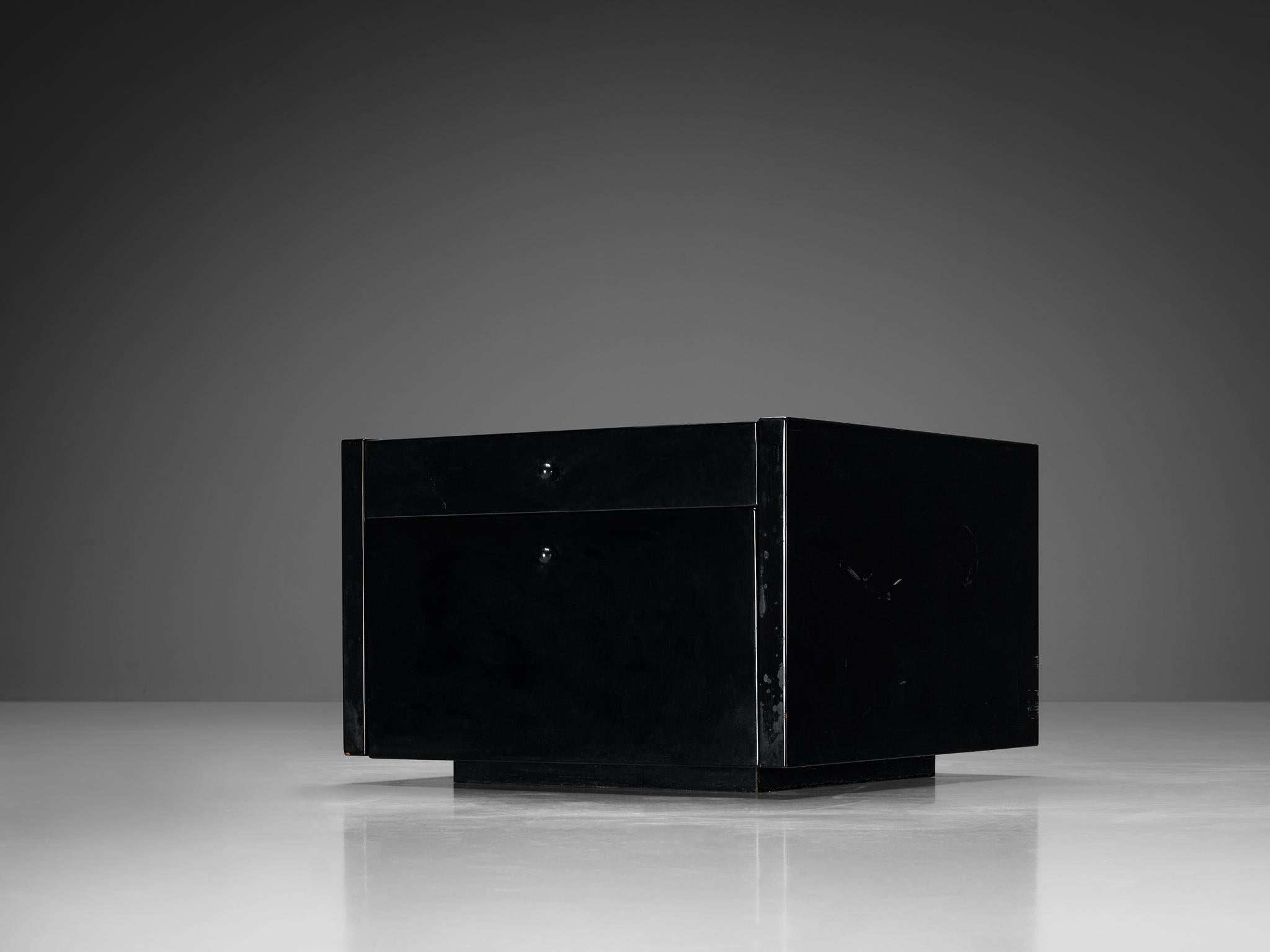 Massimo und Lella Vignelli für Poltronova 'Saratoga' Kabinett (Mitte des 20. Jahrhunderts) im Angebot