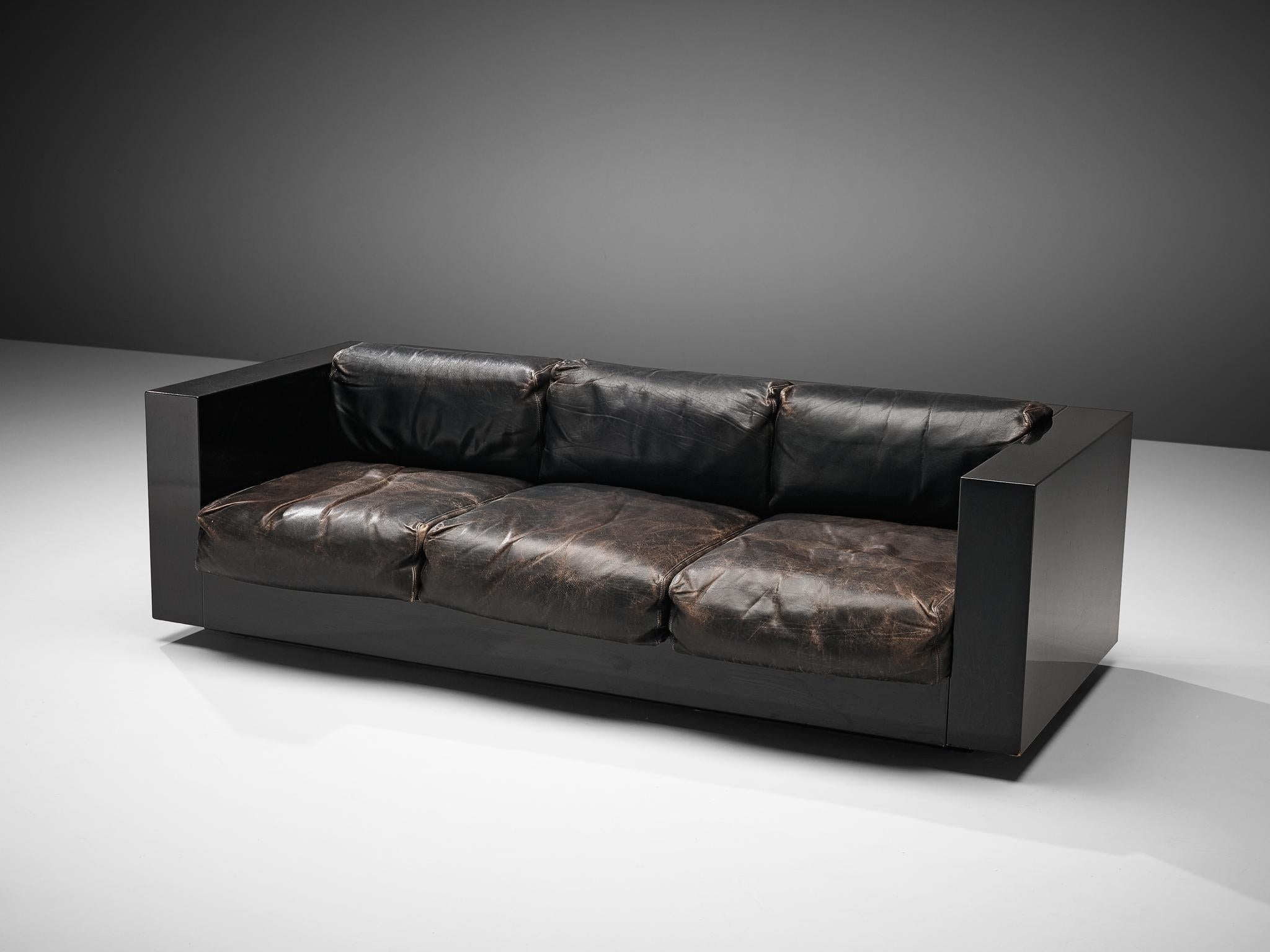 Massimo and Lella Vignelli for Poltronova 'Saratoga' Sofa in Black Leather In Good Condition In Waalwijk, NL
