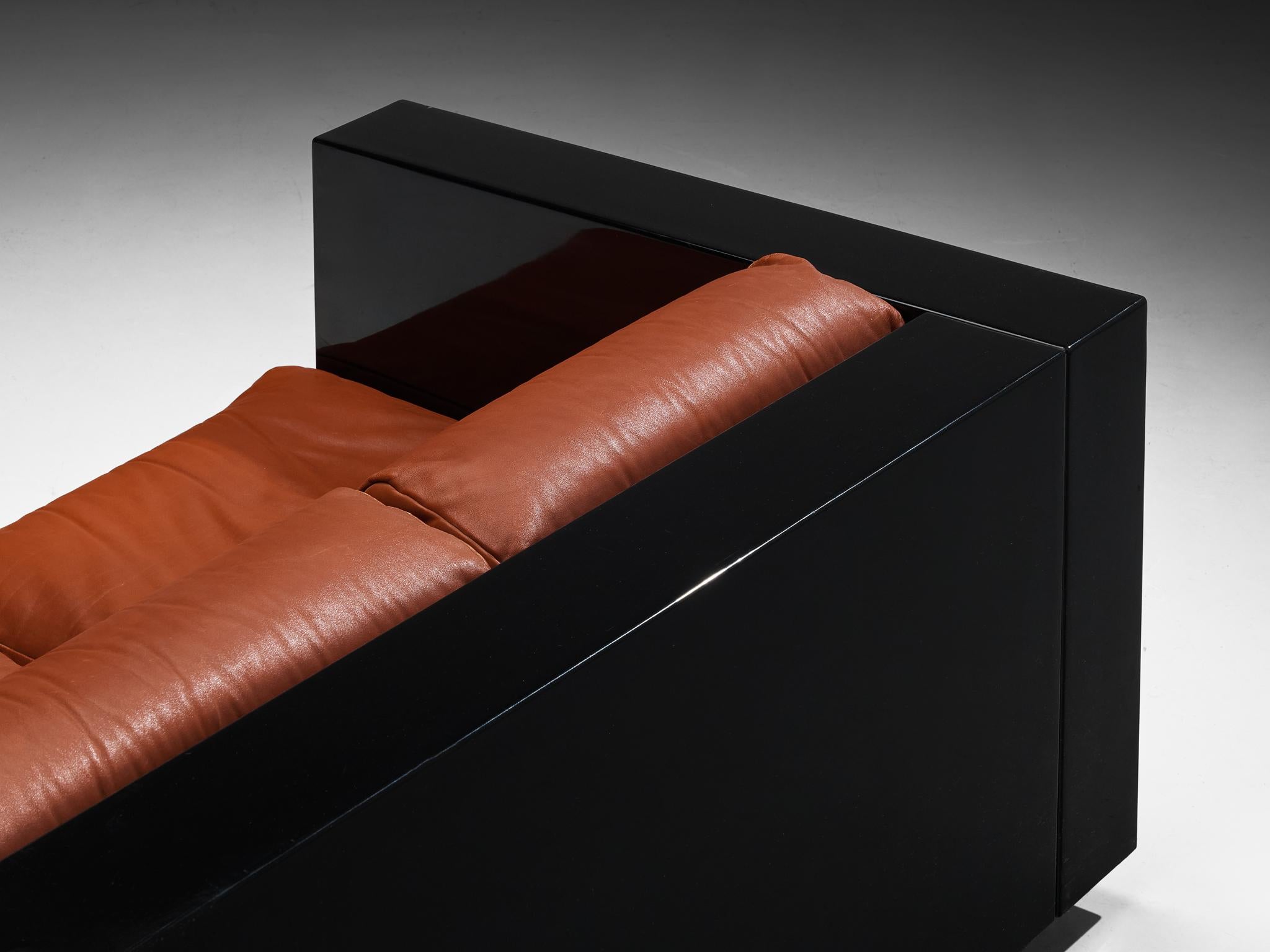 Massimo and Lella Vignelli for Poltronova 'Saratoga' Two-Seater Sofa For Sale 1