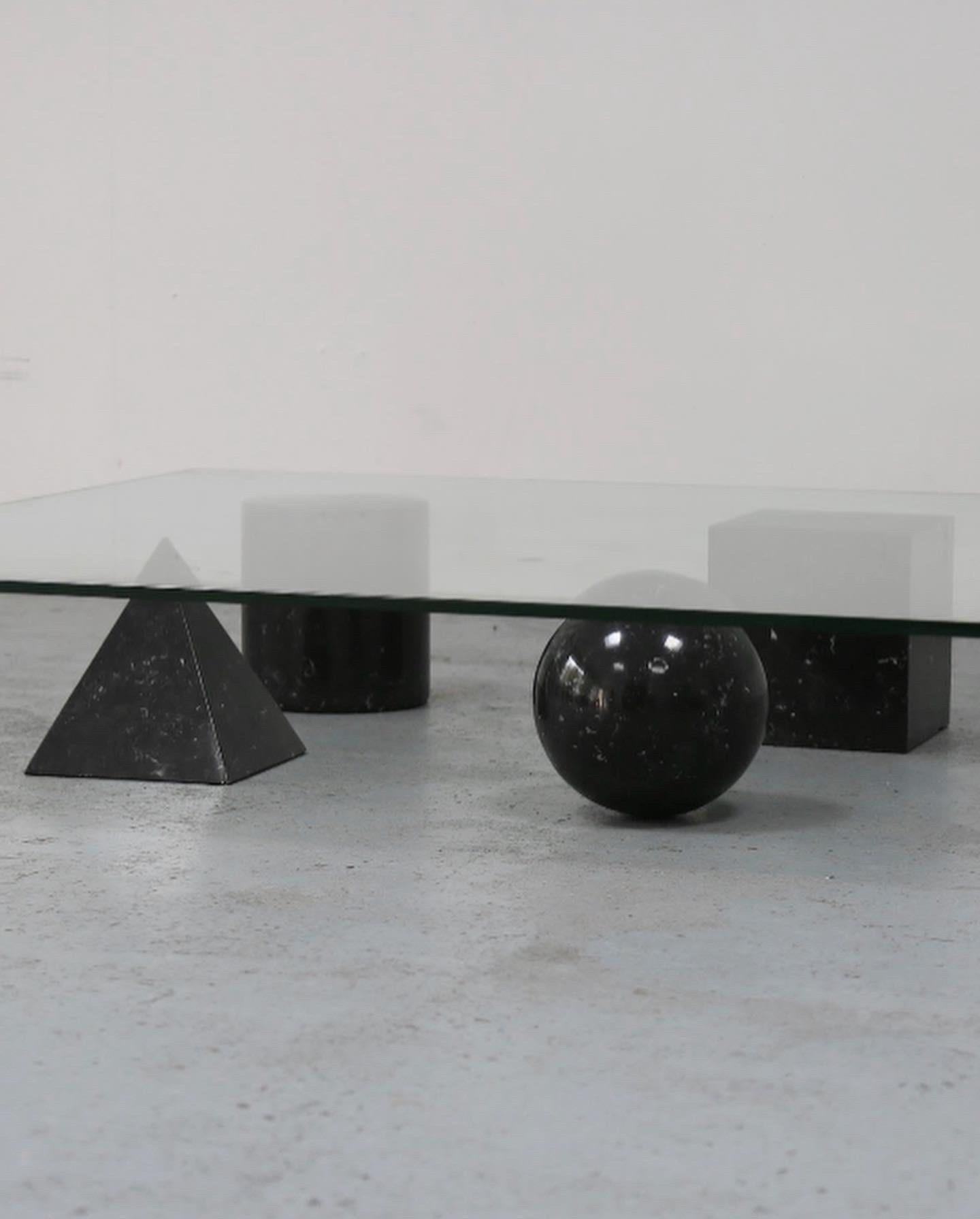 Massimo and Lella Vignelli ‘Metaphora’ Coffee Table in Black Marble and Glass 5