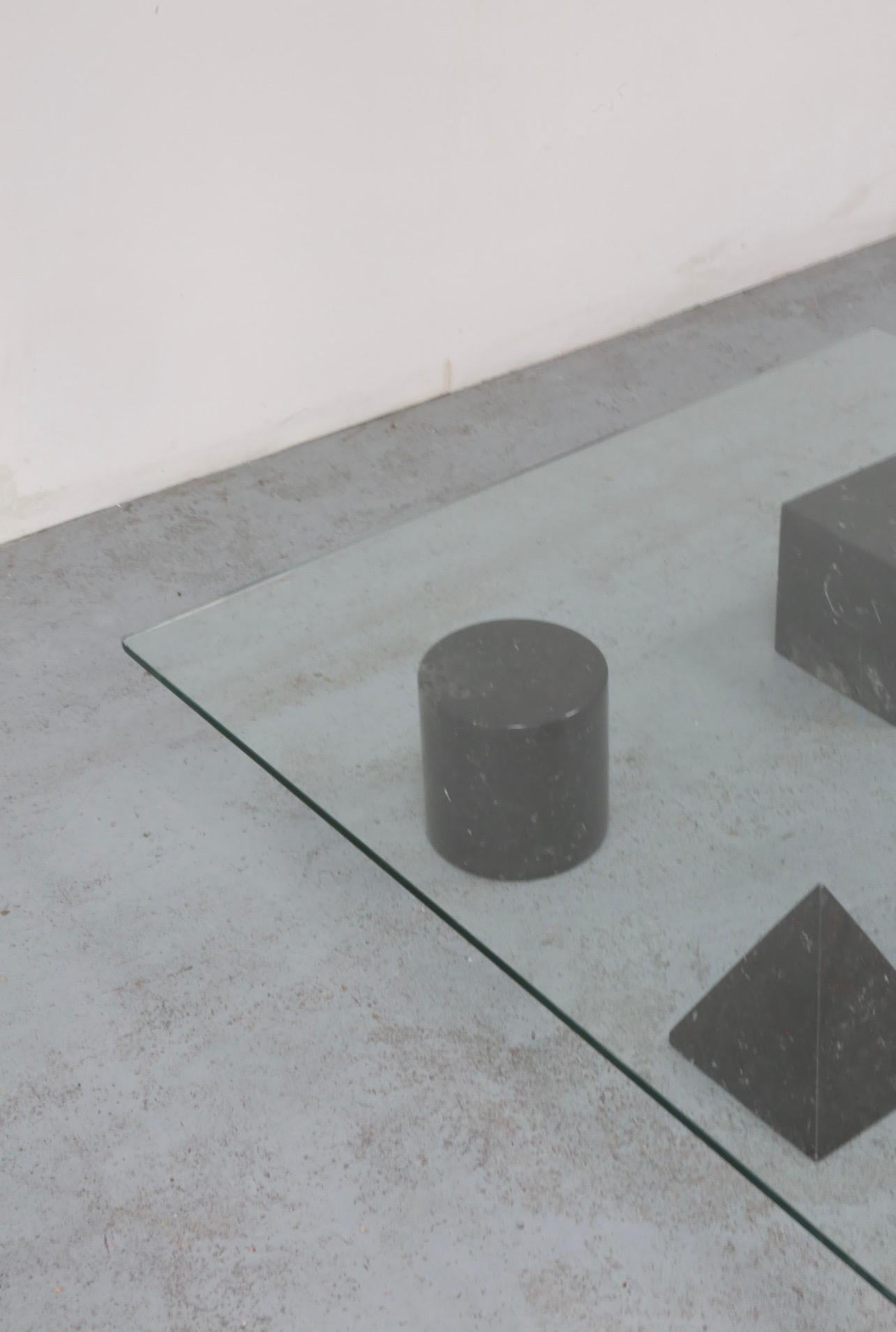 Massimo and Lella Vignelli ‘Metaphora’ Coffee Table in Black Marble and Glass In Good Condition In London, GB