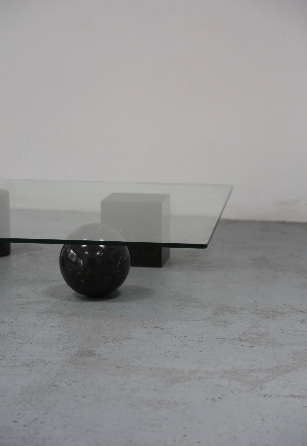 Late 20th Century Massimo and Lella Vignelli ‘Metaphora’ Coffee Table in Black Marble and Glass