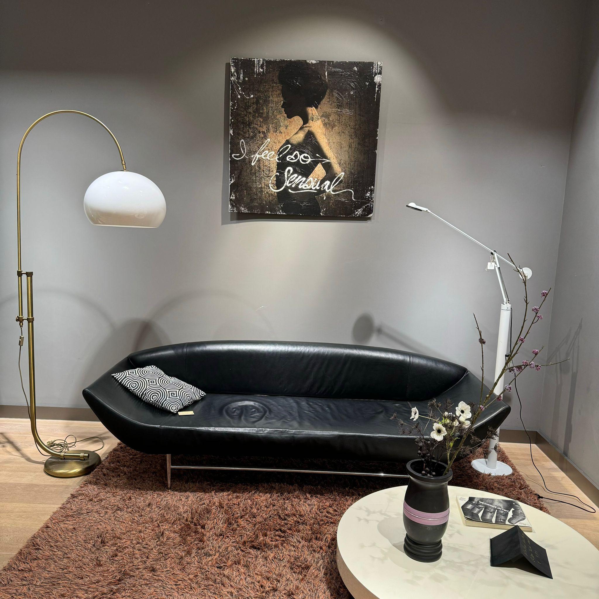 Timeless sofa by Massimo Ghini.

One of the pioneers of the artistic movement known as Bolidism, Massimo Iosa Ghini was inspired by the future avant-garde designs of chairs that prioritized movement over rest when he founded the movement in the