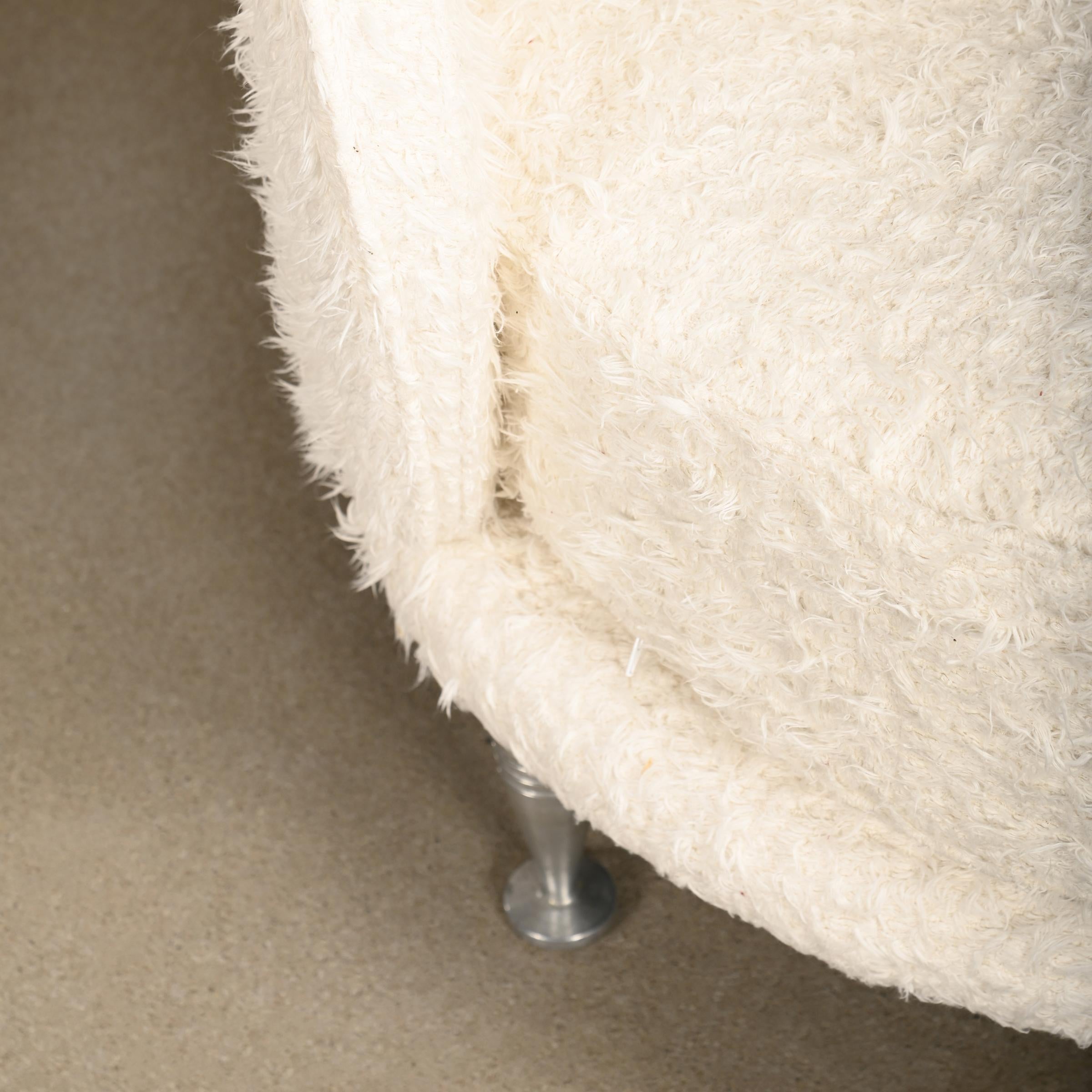 Fauteuil Massimo Iosa Ghini neuve en coton velours blanc long pour Moroso, Italie en vente 1