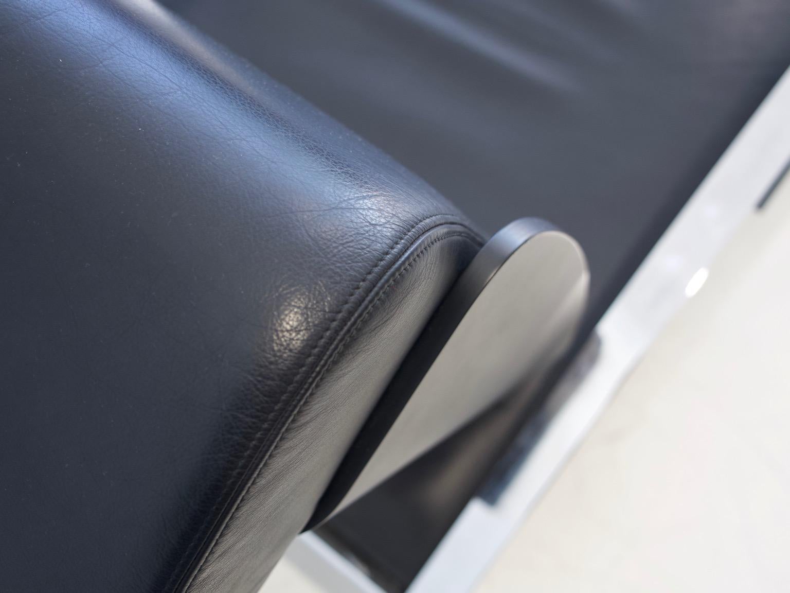 Massimo Iosa Ghini per Moroso Chaise Longue in pelle nera e acciaio in vendita 6