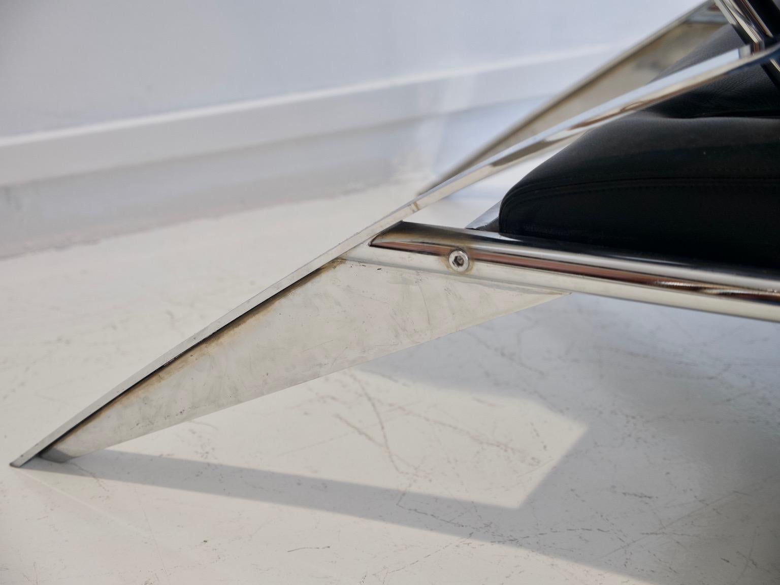Massimo Iosa Ghini per Moroso Chaise Longue in pelle nera e acciaio in vendita 2