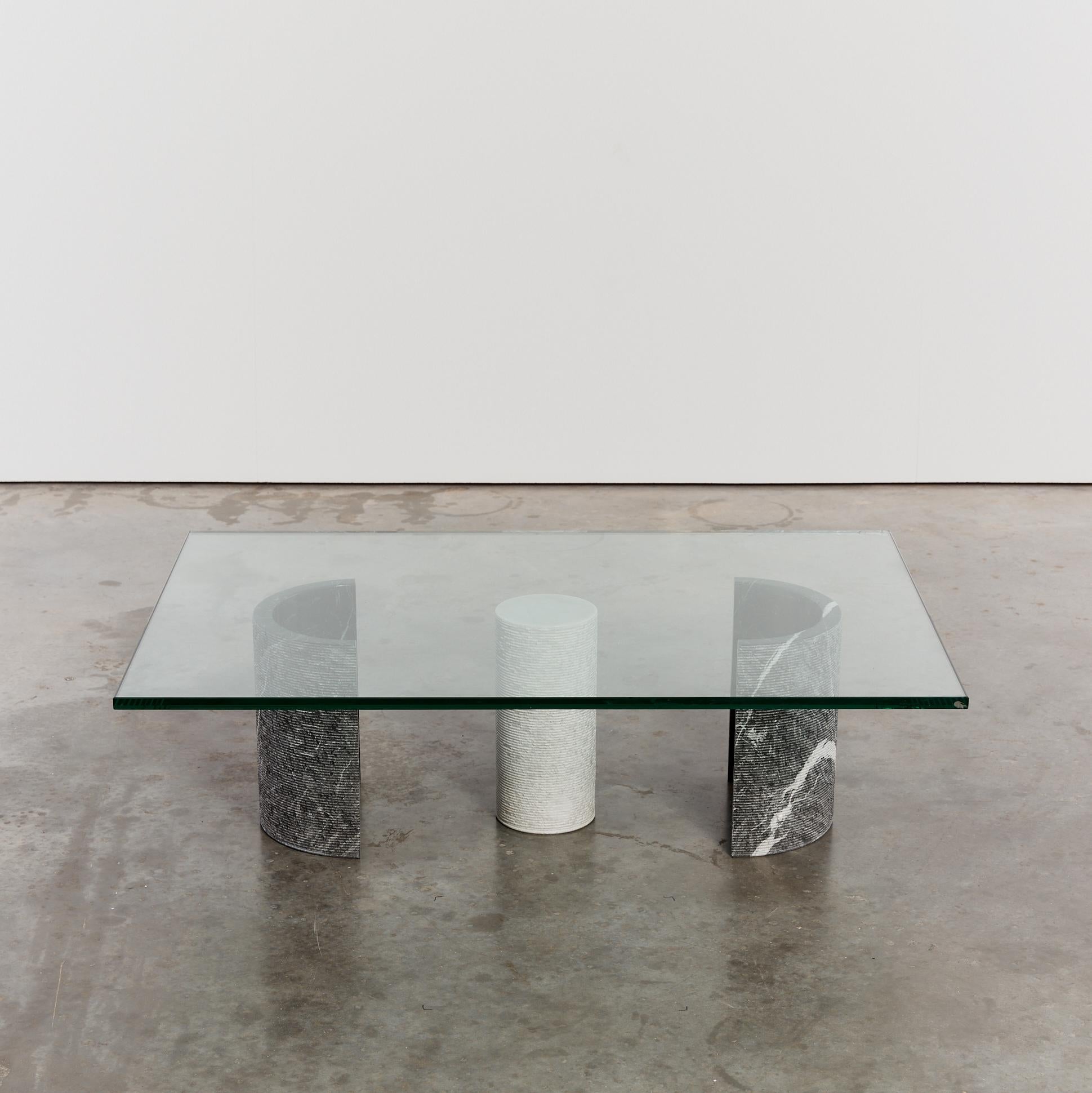 column glass table