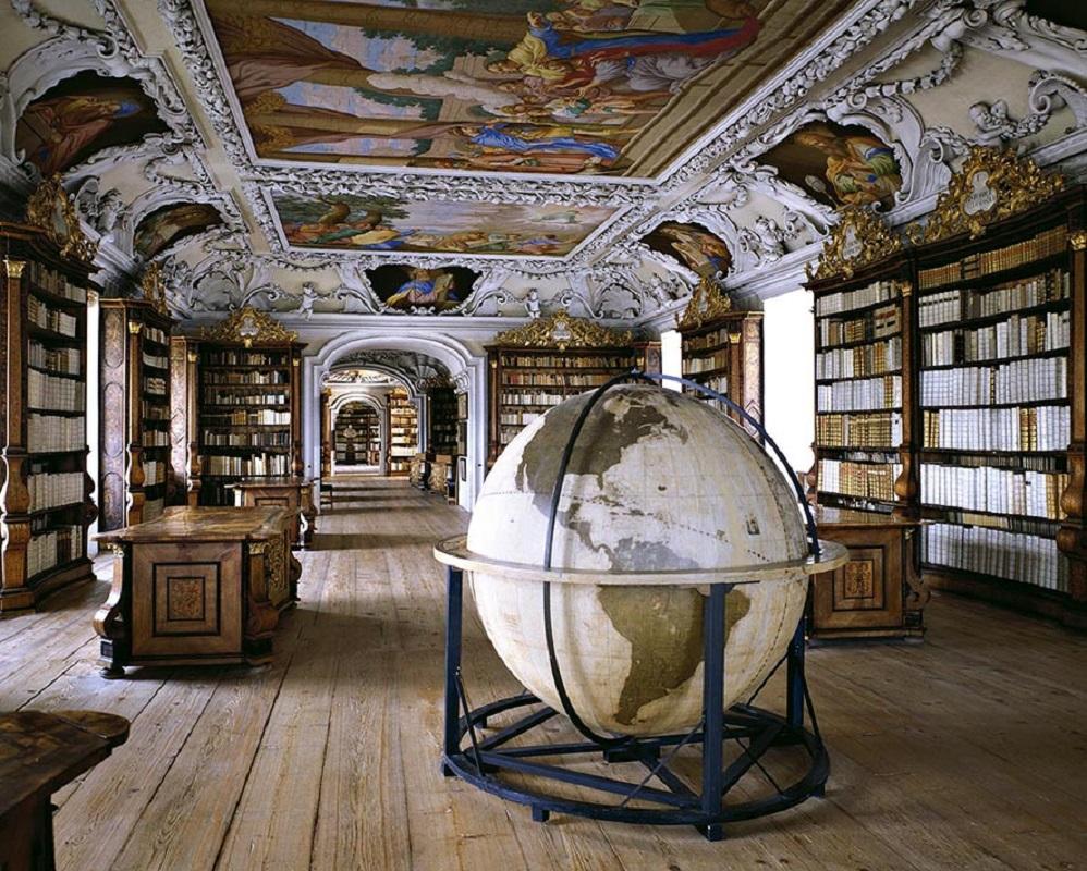 Massimo Listri Color Photograph - Biblioteca Abbazia Kremsmünster - Library in austria with globe