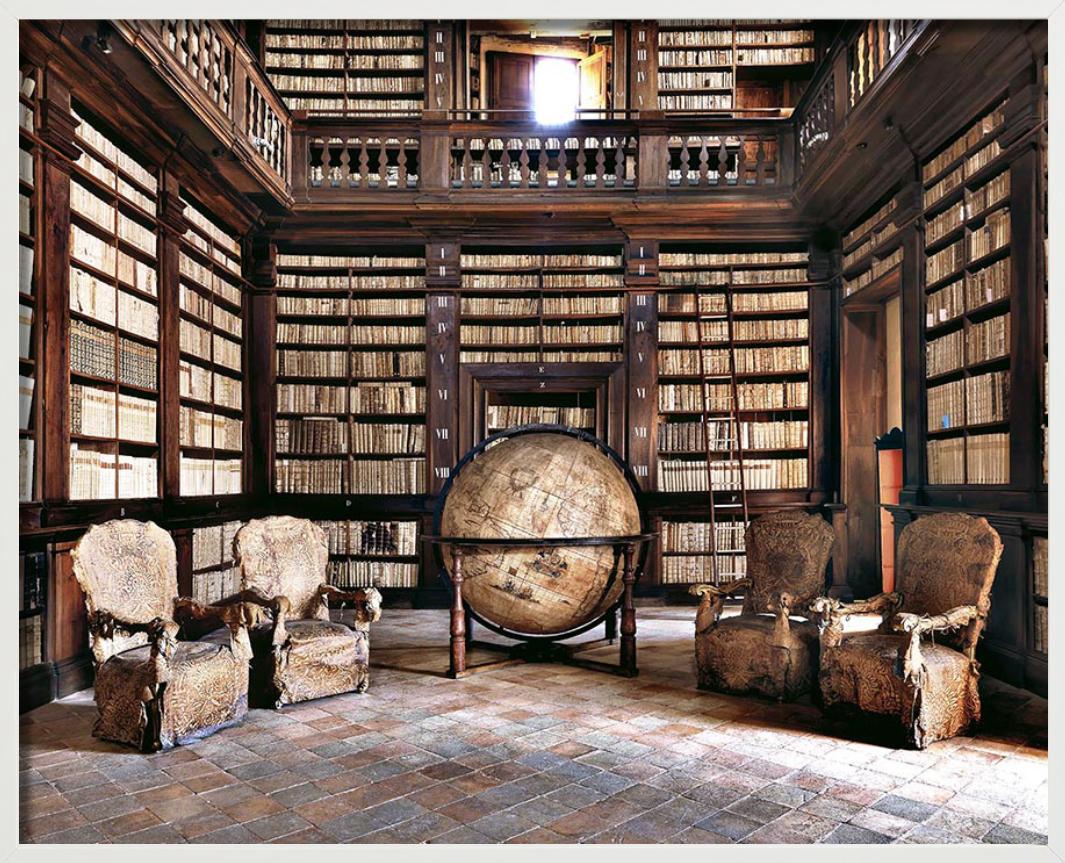 Bibliotheca Fermo, Bibliotheksinterieur, Kunstfotografie der Bibliothek, 2015 im Angebot 5