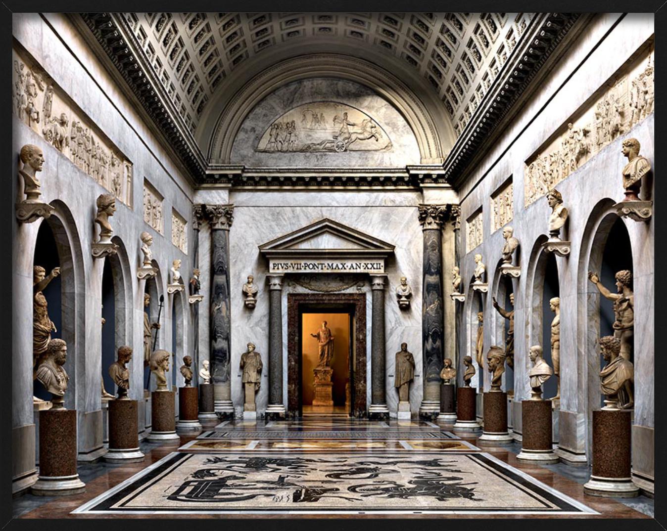 BRACCIO NUOVO MUSEI VATICANI - Fotografía artística en venta 1