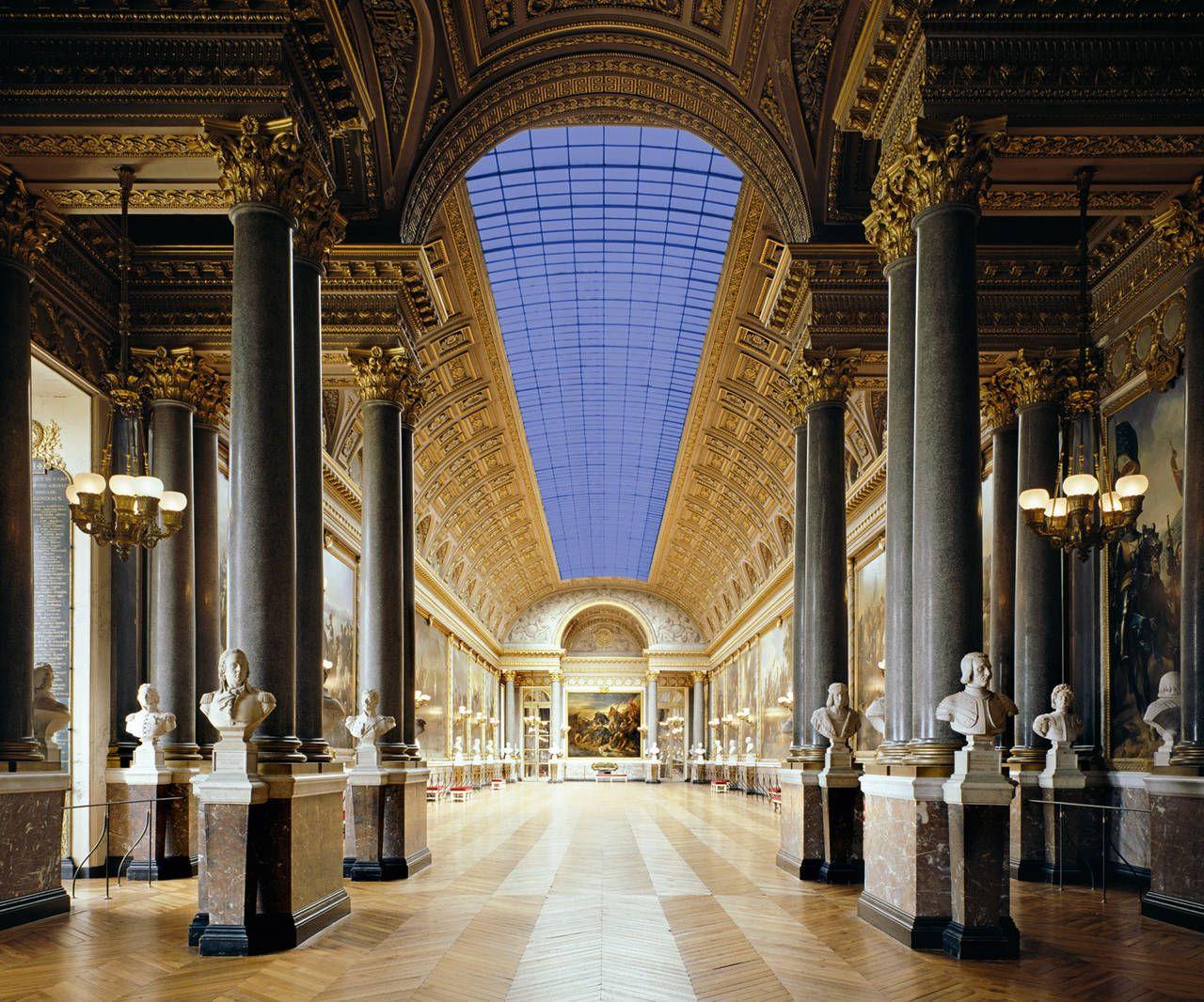 Color Photograph di Massimo Listri - Castello di Versailles I, Francia.