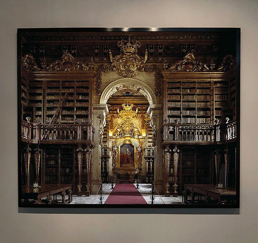 Massimo Listri, Bibliothèque di Coimbra, Portugal en vente 1