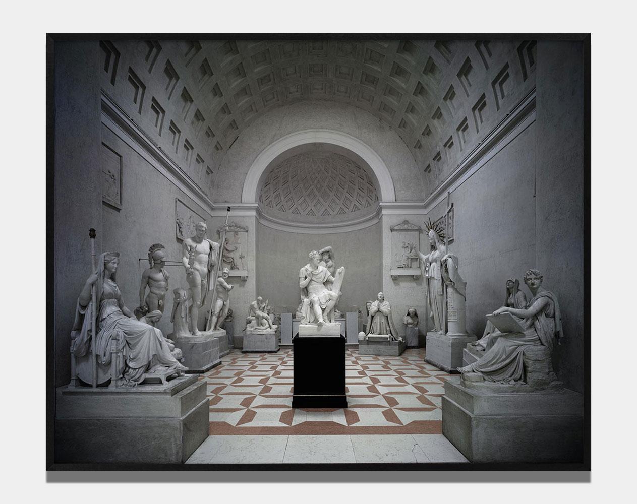 Massimo Listri – Gipsoteca di Canova a Possagno, Italien (Porträt der Inneneinrichtung) im Angebot 1