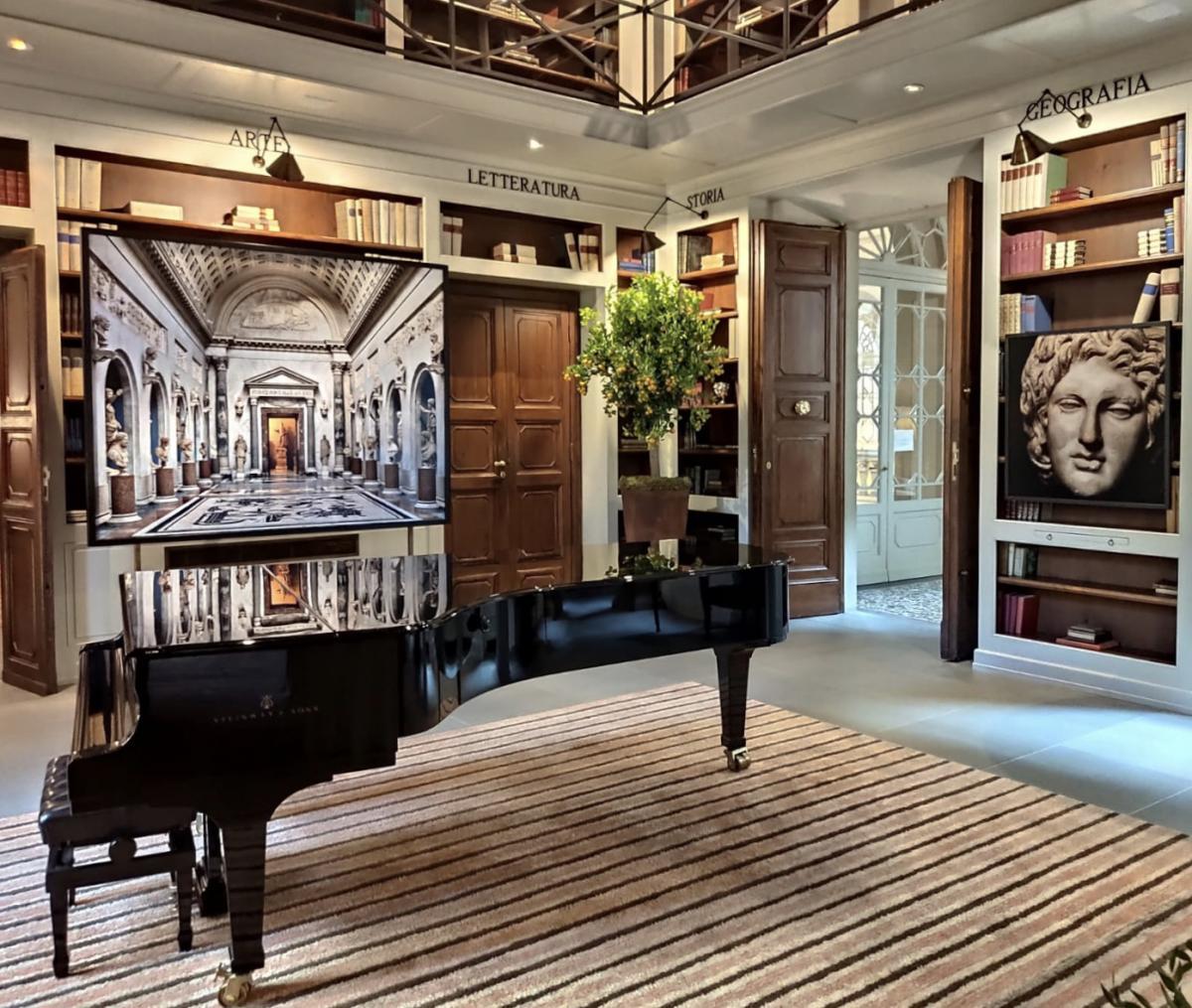 Museo Correr Venezia - Contemporain Photograph par Massimo Listri