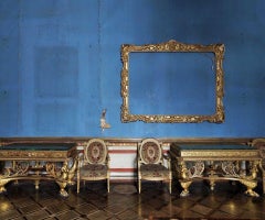 Ostankino-Palast – Innenausstattung mit blauer Wand und Rahmen