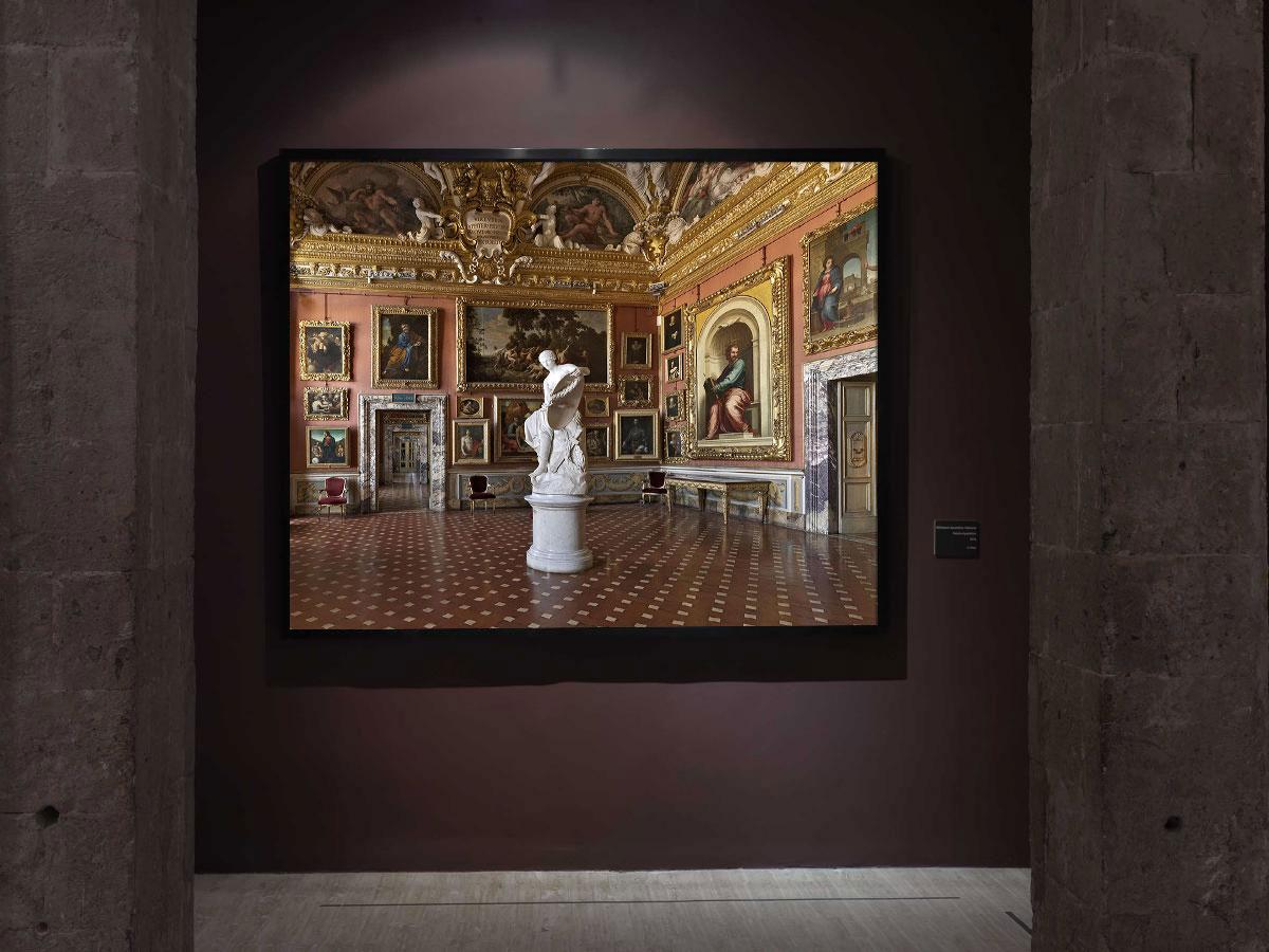 Palazzo Pitti, Sala di Venere, Florence, Italy (Portrait of Interiors) (Postmoderne), Photograph, von Massimo Listri