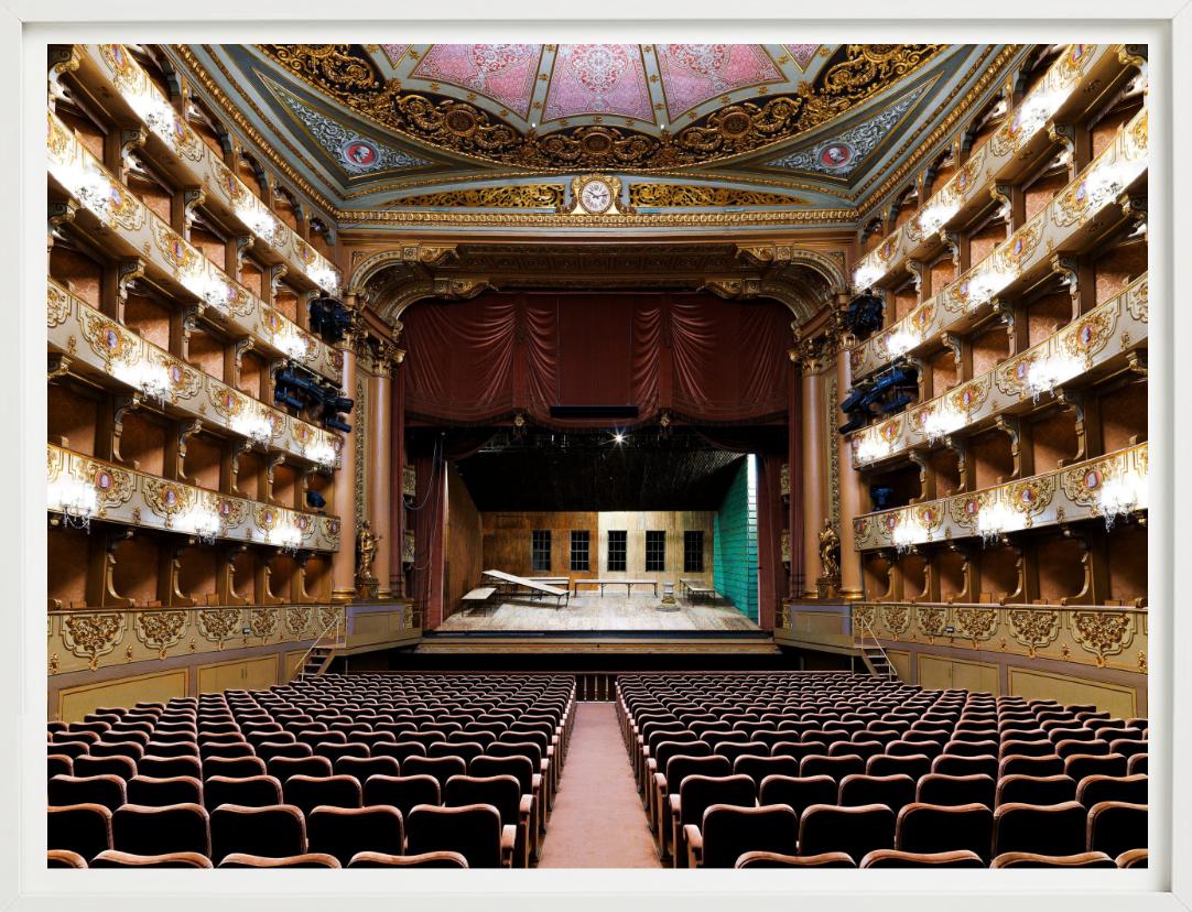 Teatro Sao Carlos, Lisboa – Barockinterieur eines Theaters, Kunstfotografie im Angebot 4