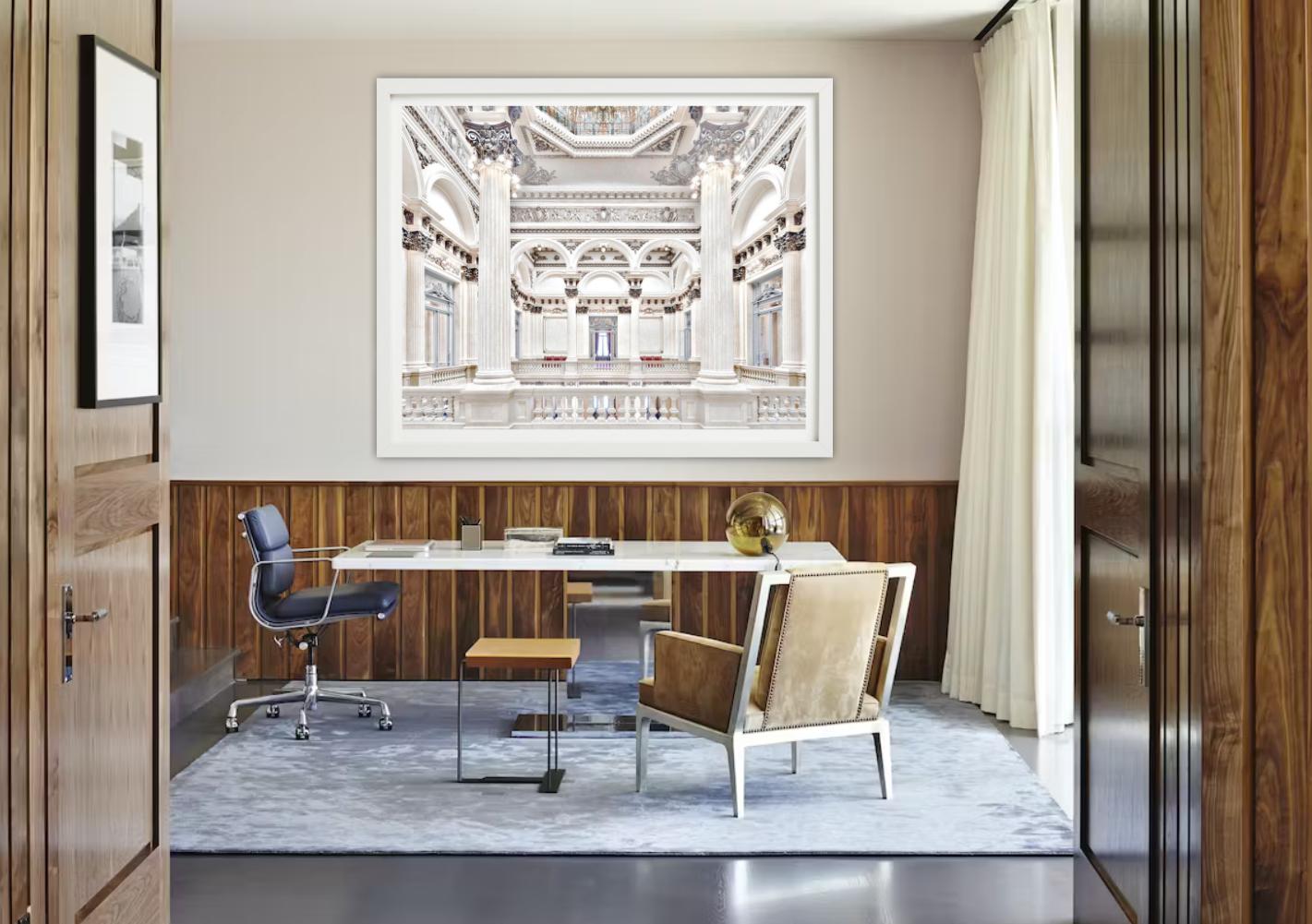 Teatro Colon I, Buenos Aires – Weißes Barockinterieur im Stil des Barock, Kunstfotografie, 201 – Photograph von Massimo Listri