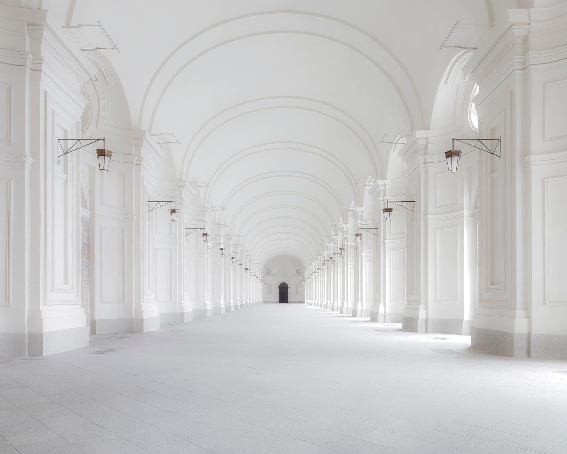 Massimo Listri Landscape Photograph – Venaria Reale XIV Torino