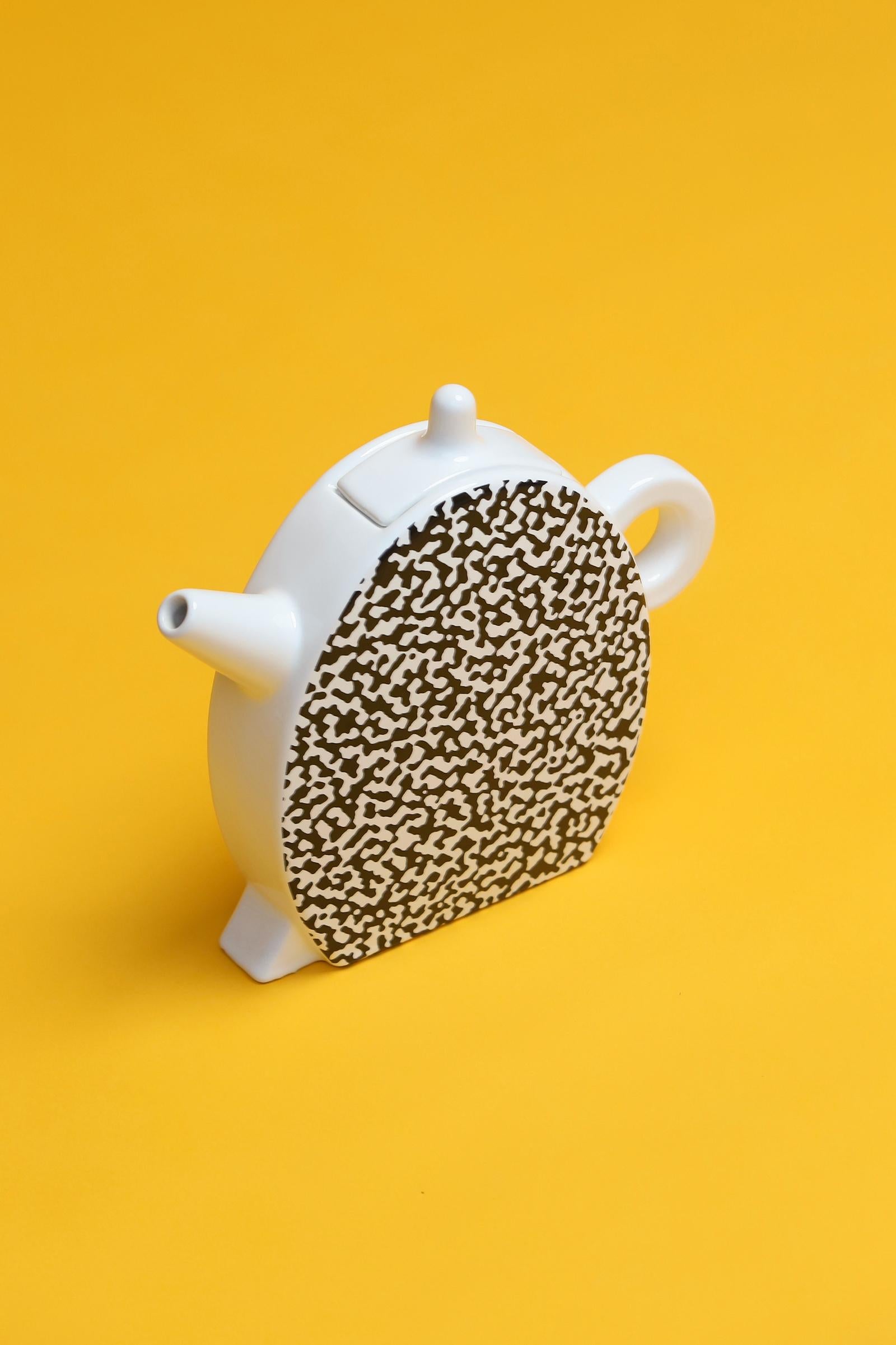 Massimo Materassi  para el juego de café Mas Italy 1984 Memphis Milano finales del siglo XX en venta