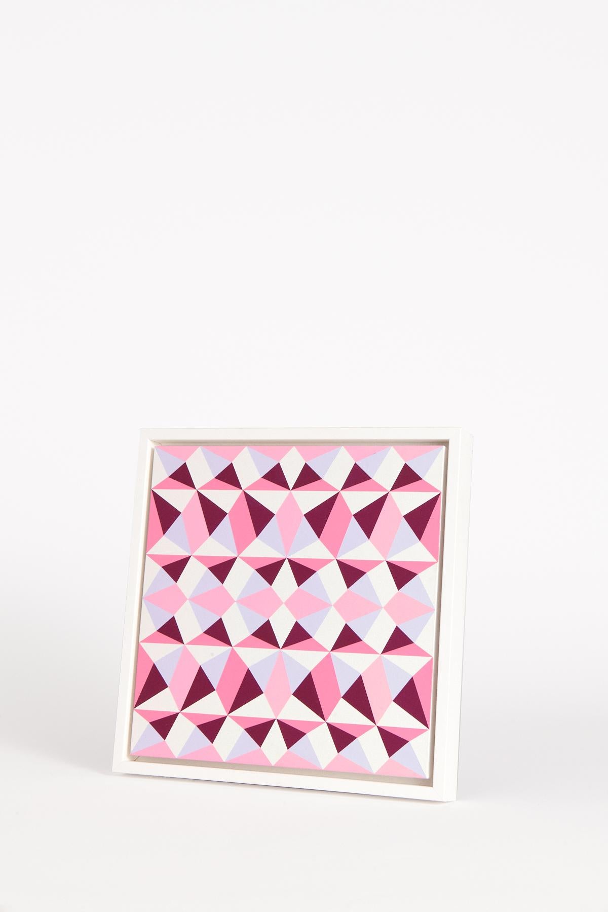 Quadro geometrico rosa, lavanda e viola di Massimo Salvadori. Acrilico. Incorniciato 