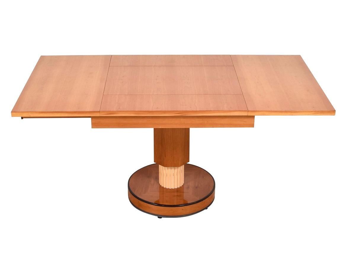 Post-Modern Massimo Scolari for Giorgetti S.p.A. Extendable Ur Table, Fluted Pedestal Base