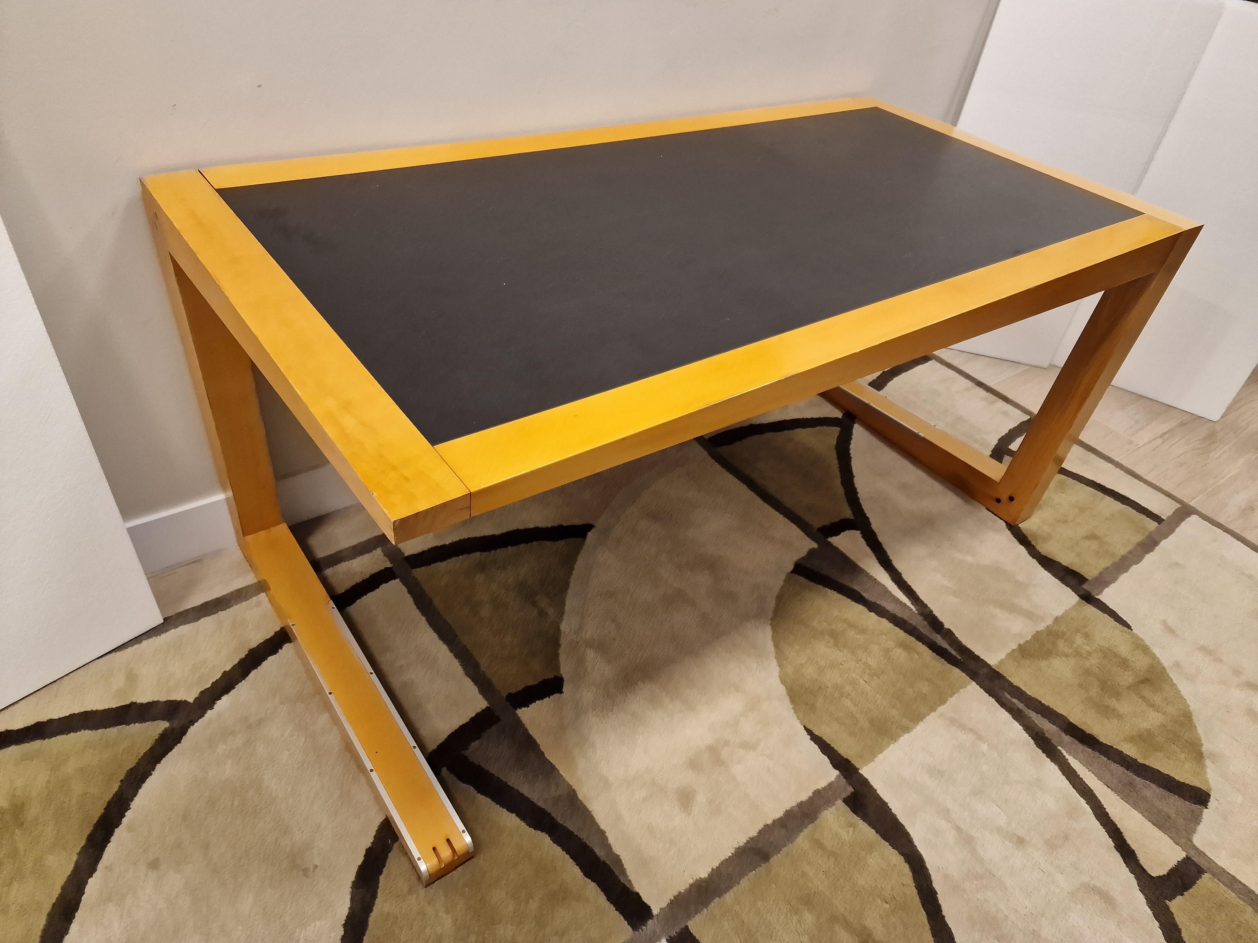 Massimo Scolari Italian Desk table for Giorgetti, black rubber wood For Sale 4