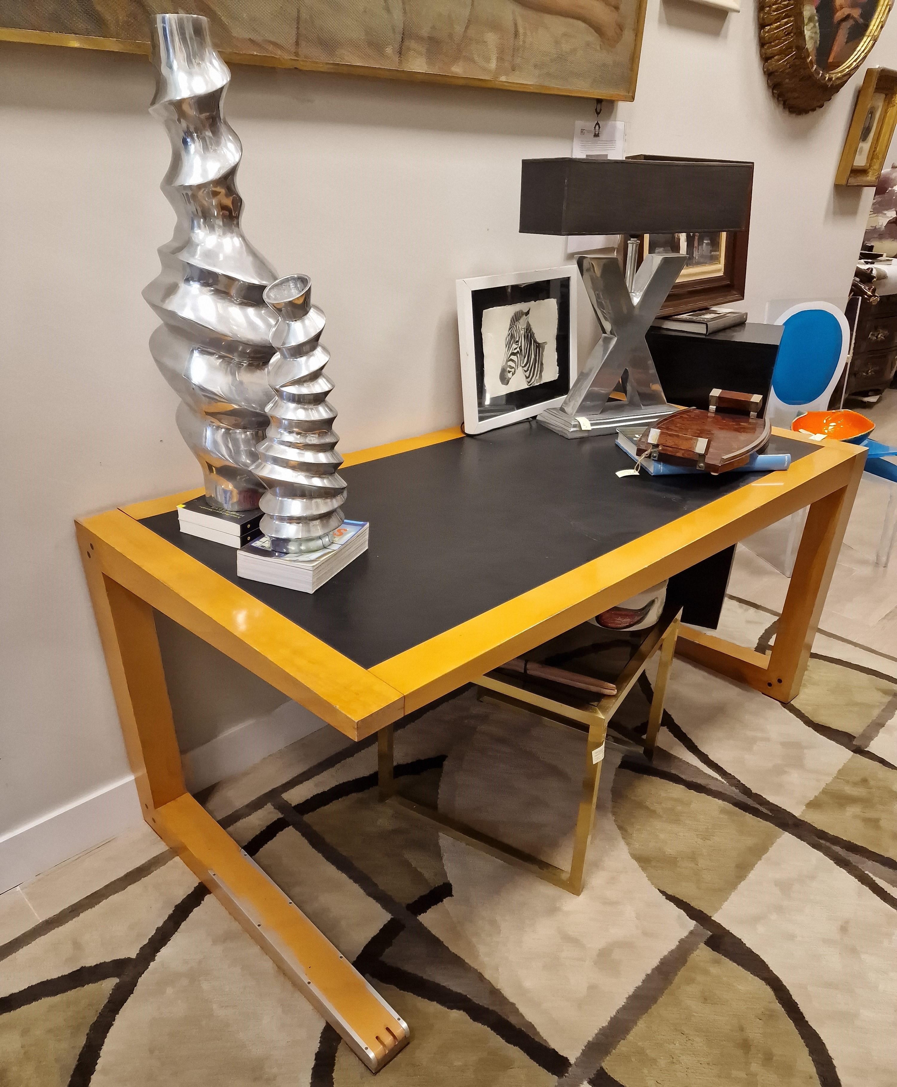 Massimo Scolari Italian Desk table for Giorgetti, black rubber wood For Sale 8