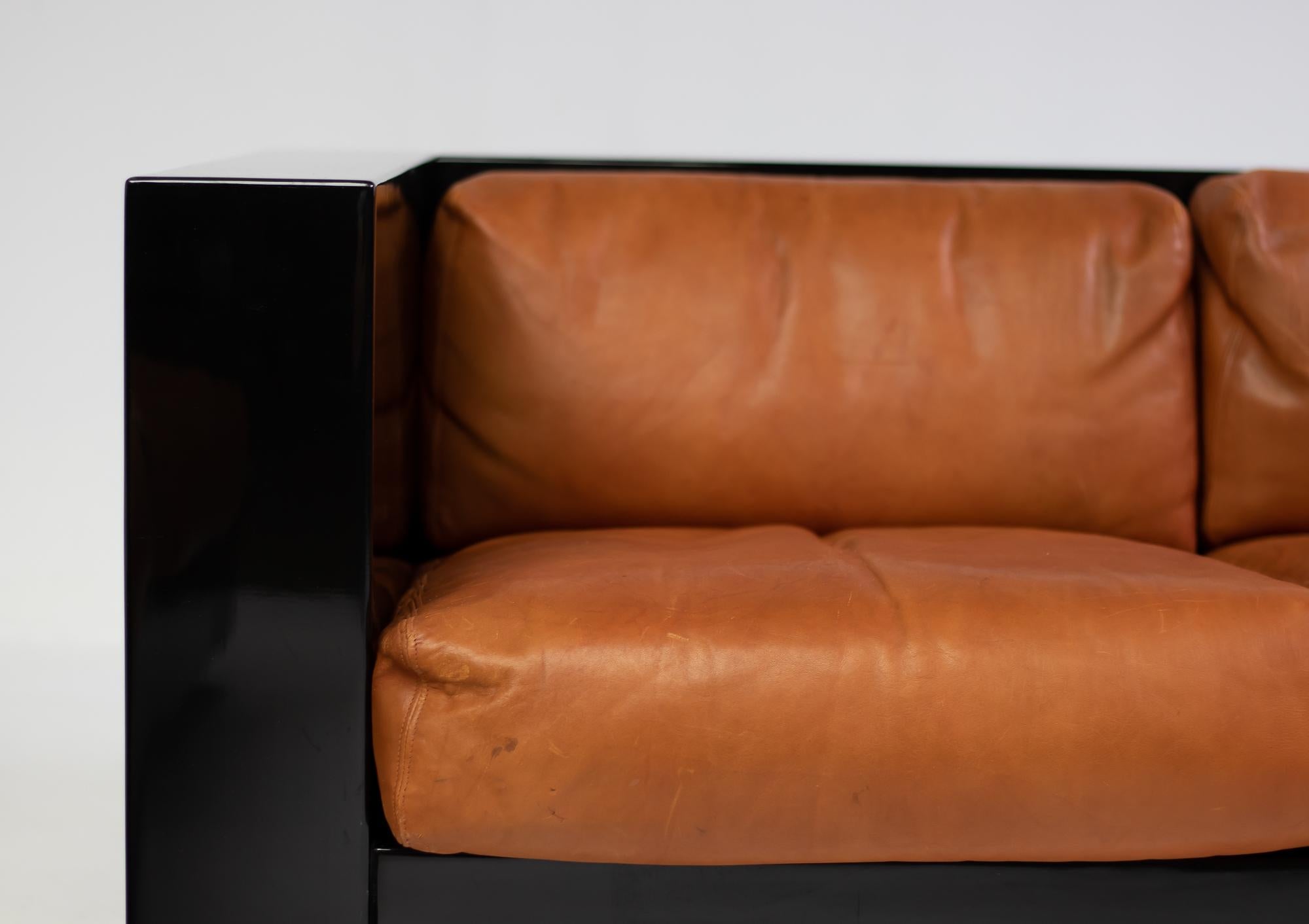 Massimo Vignelli Black and Cognac Leather Saratoga Living Room Set In Good Condition In Dronten, NL