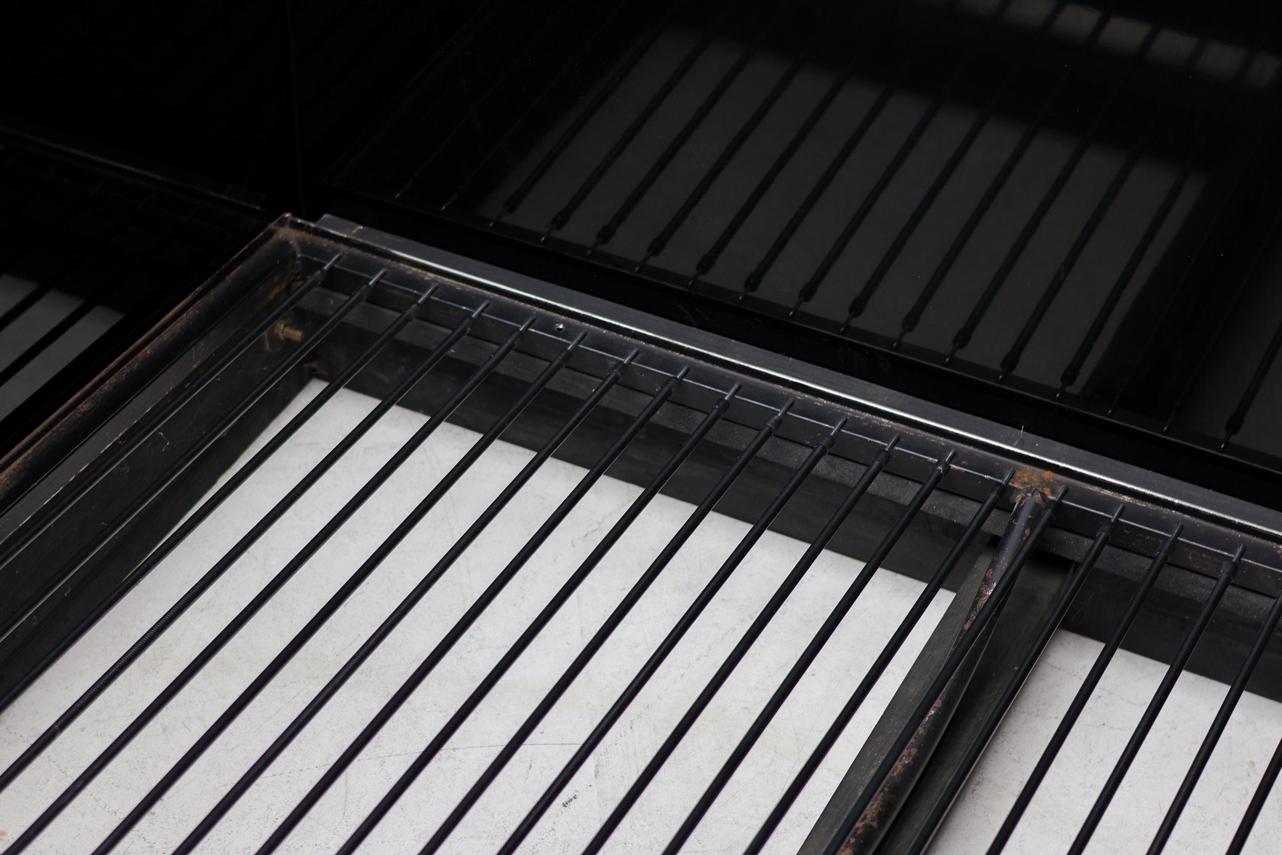 Massimo Vignelli Canapé Saratoga noir sur noir, Italie, 1964 en vente 9