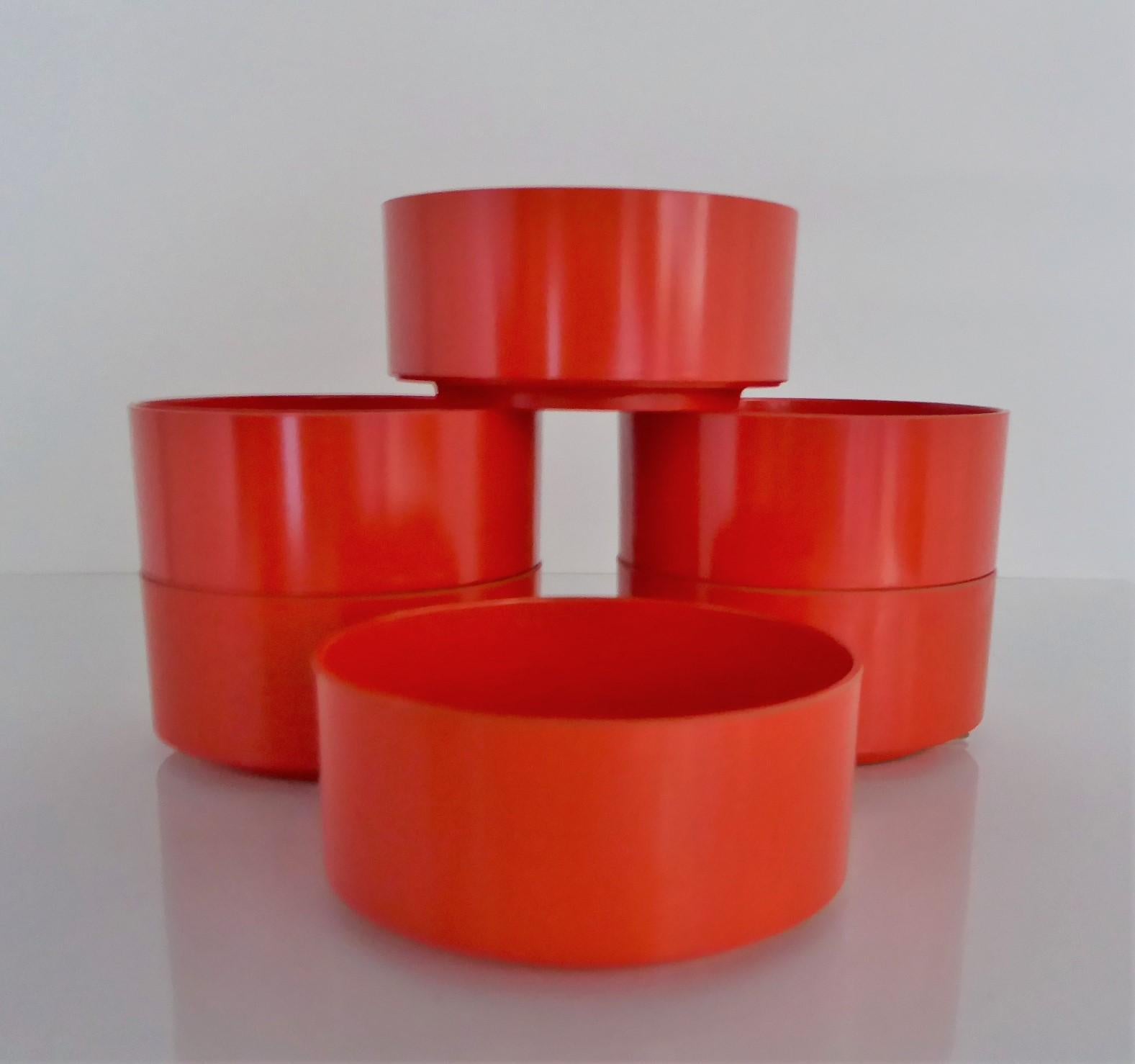 Plastic Massimo Vignelli for Heller Set of Max 2 ABS Dinnerware, Italy 1960s - 22 Pieces