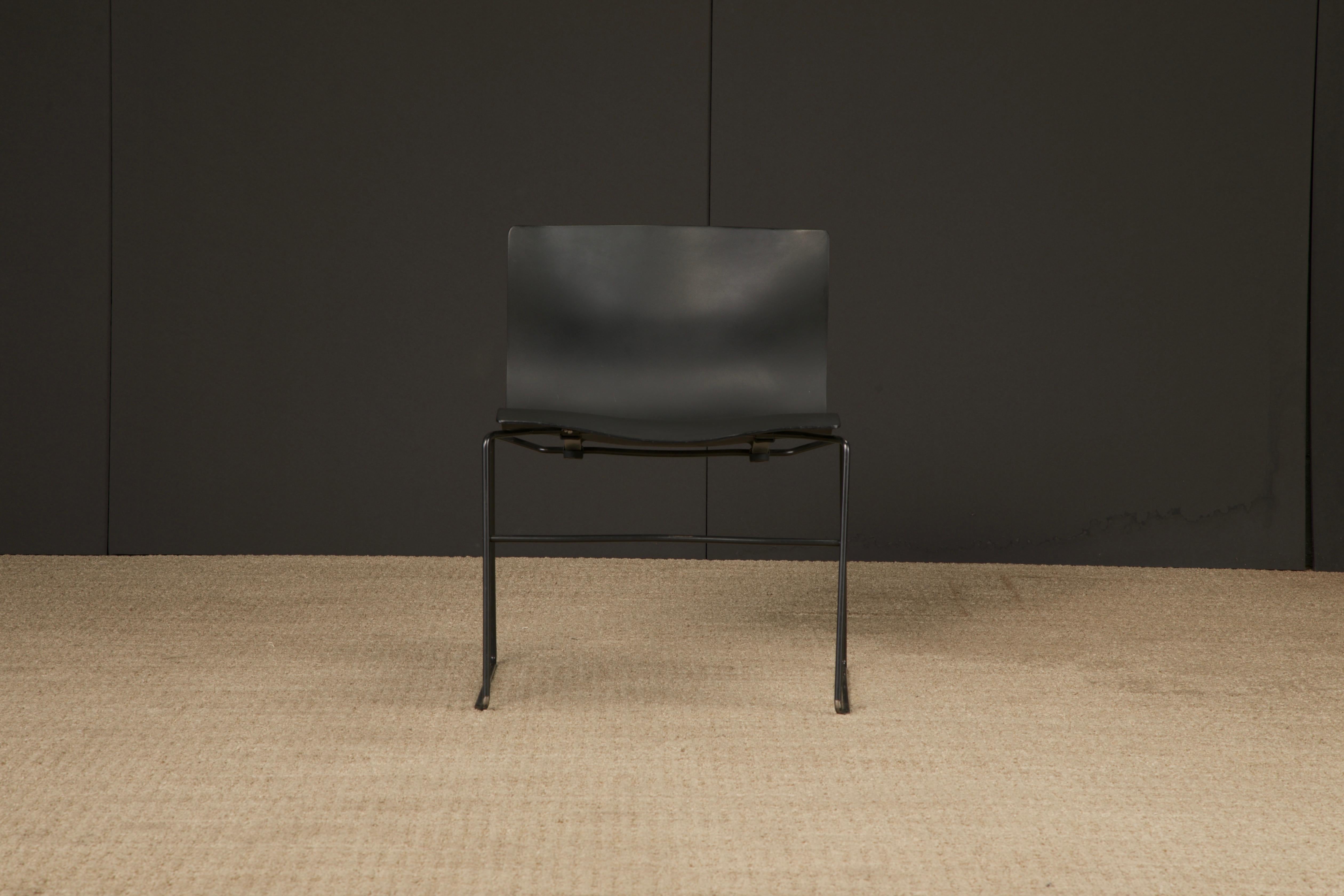 Massimo Vignelli für Knoll Intl 'Taschentuch' Stapelstühle, Signiert, 19 Stück verfügbar (Ende des 20. Jahrhunderts) im Angebot