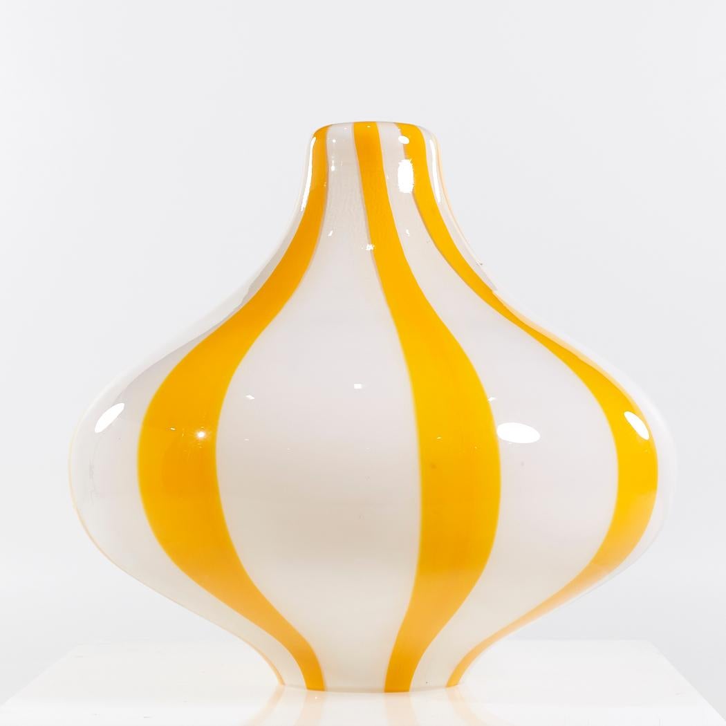 Massimo Vignelli for Venini Mid Century Glass Pendant Lamp In Good Condition For Sale In Countryside, IL